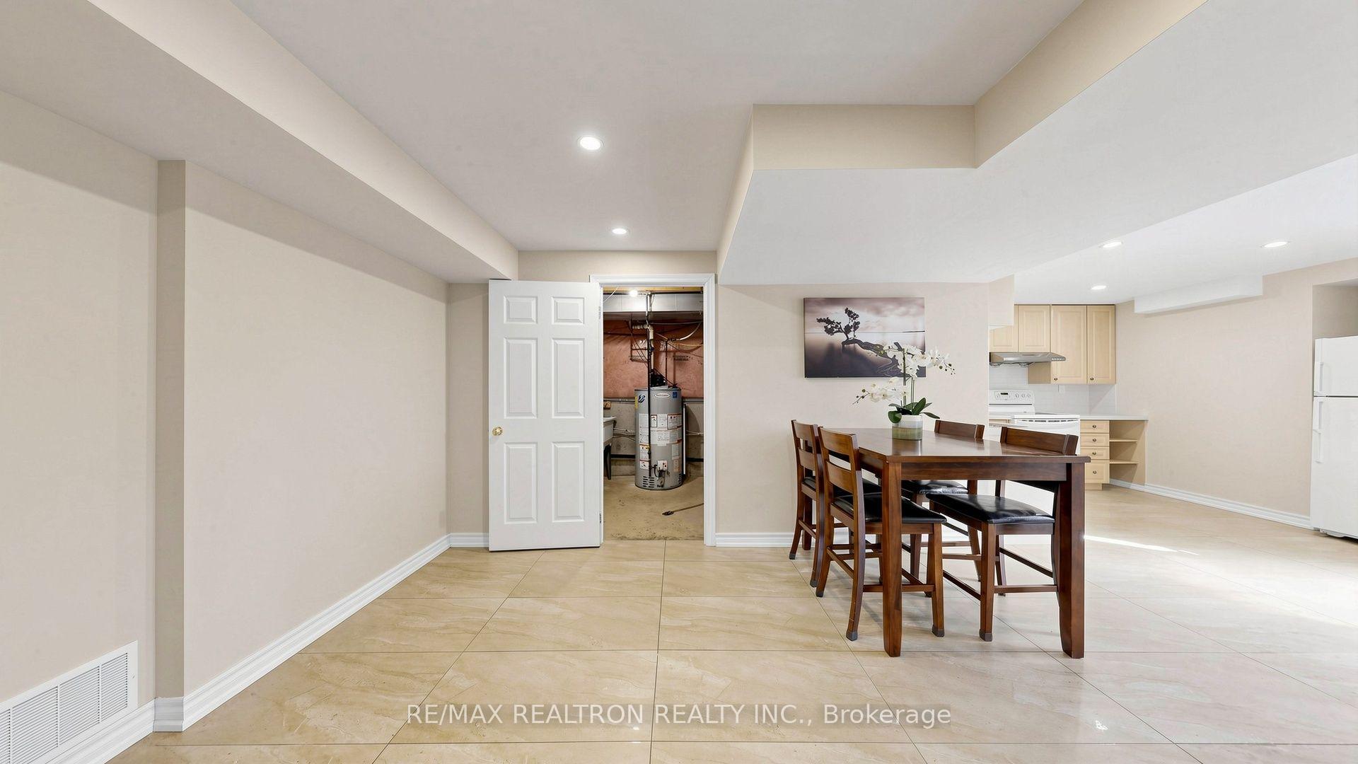 Photo 73 of 15 Edward Roberts Drive, Markham, Victoria Square — HOMEH