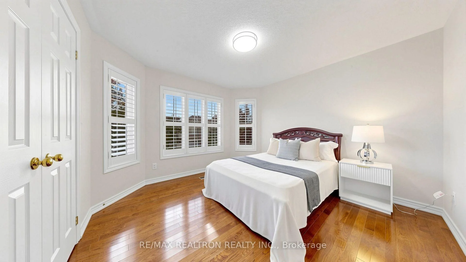 Photo 54 of 15 Edward Roberts Drive, Markham, Victoria Square — HOMEH