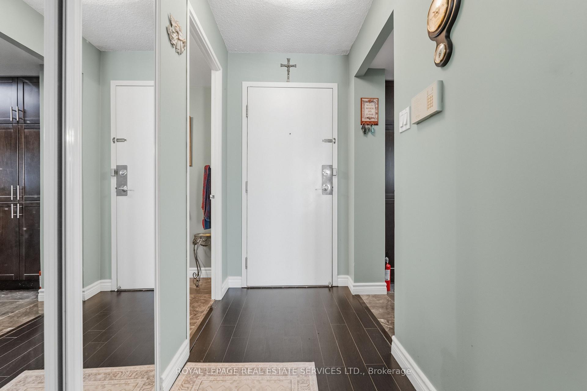 Photo 12 of Unit 1004, 1155 Bough Beeches Boulevard, Mississauga, Rathwood — HOMEH