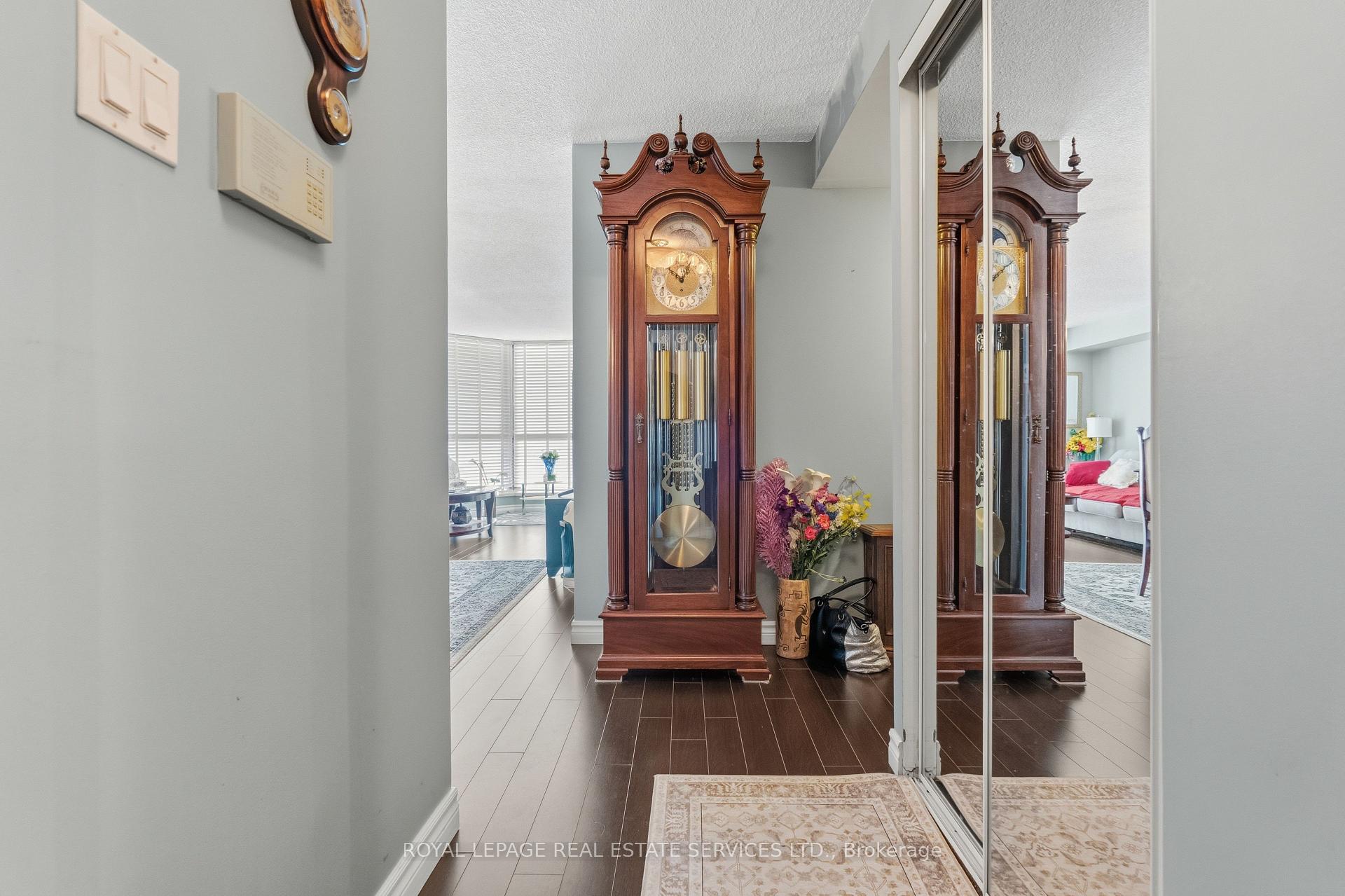Photo 14 of Unit 1004, 1155 Bough Beeches Boulevard, Mississauga, Rathwood — HOMEH