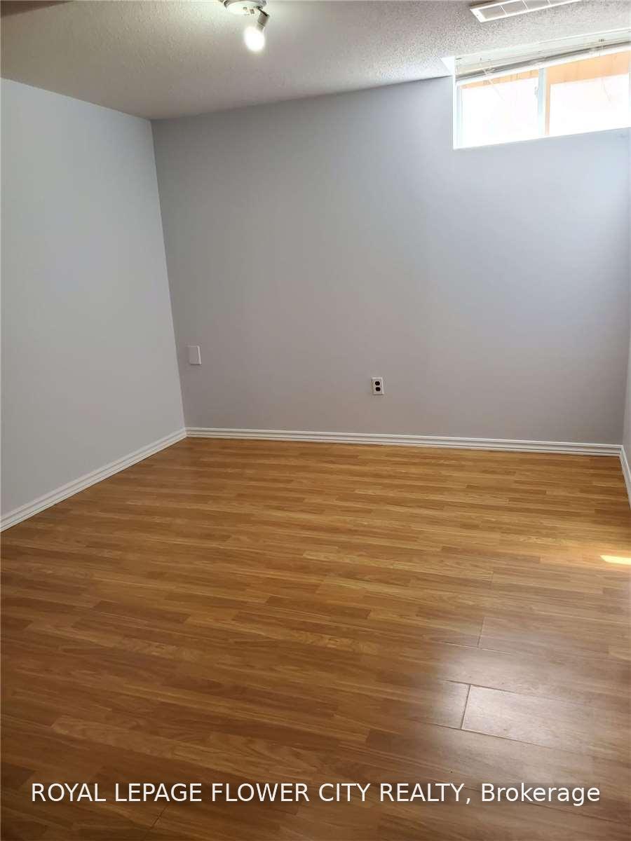 Photo 13 of Unit Basement, 859 Drysdale Drive, Mississauga, East Credit — HOMEH