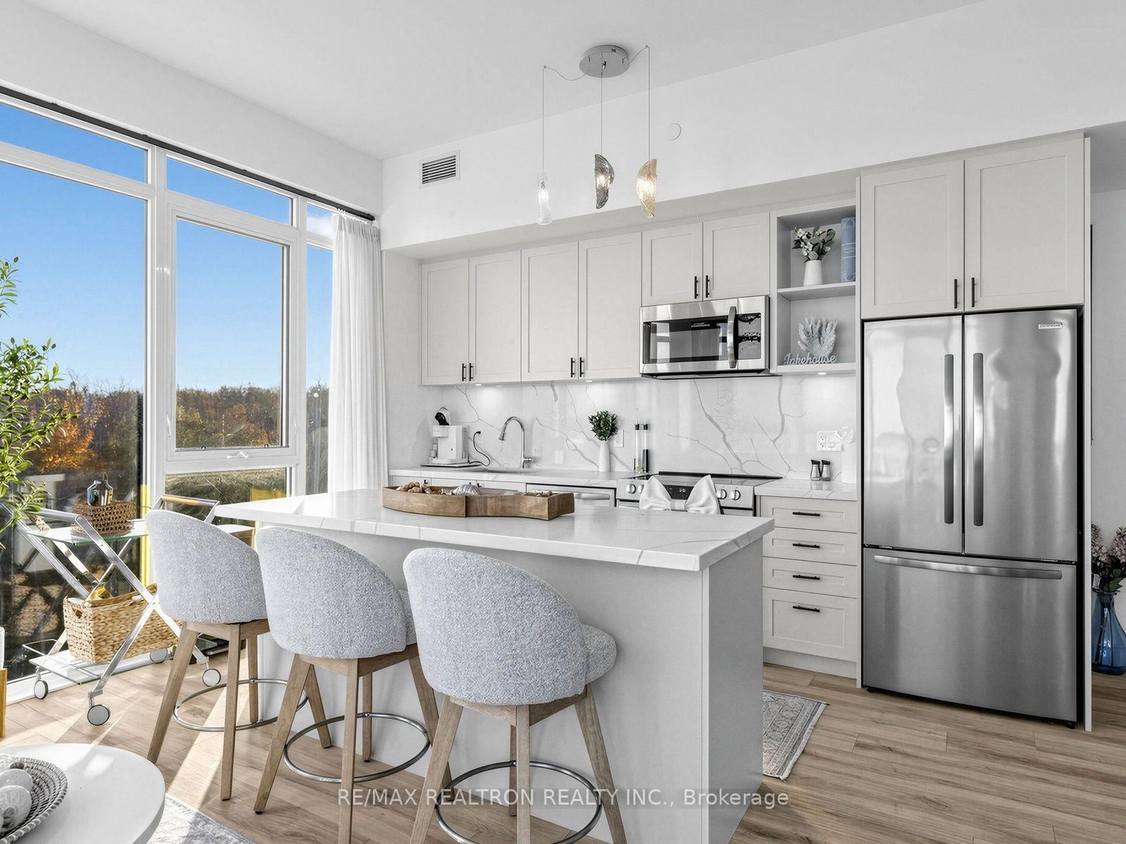 Photo 11 of Unit 610, 333 Sunseeker Avenue, Innisfil, Rural Innisfil — HOMEH
