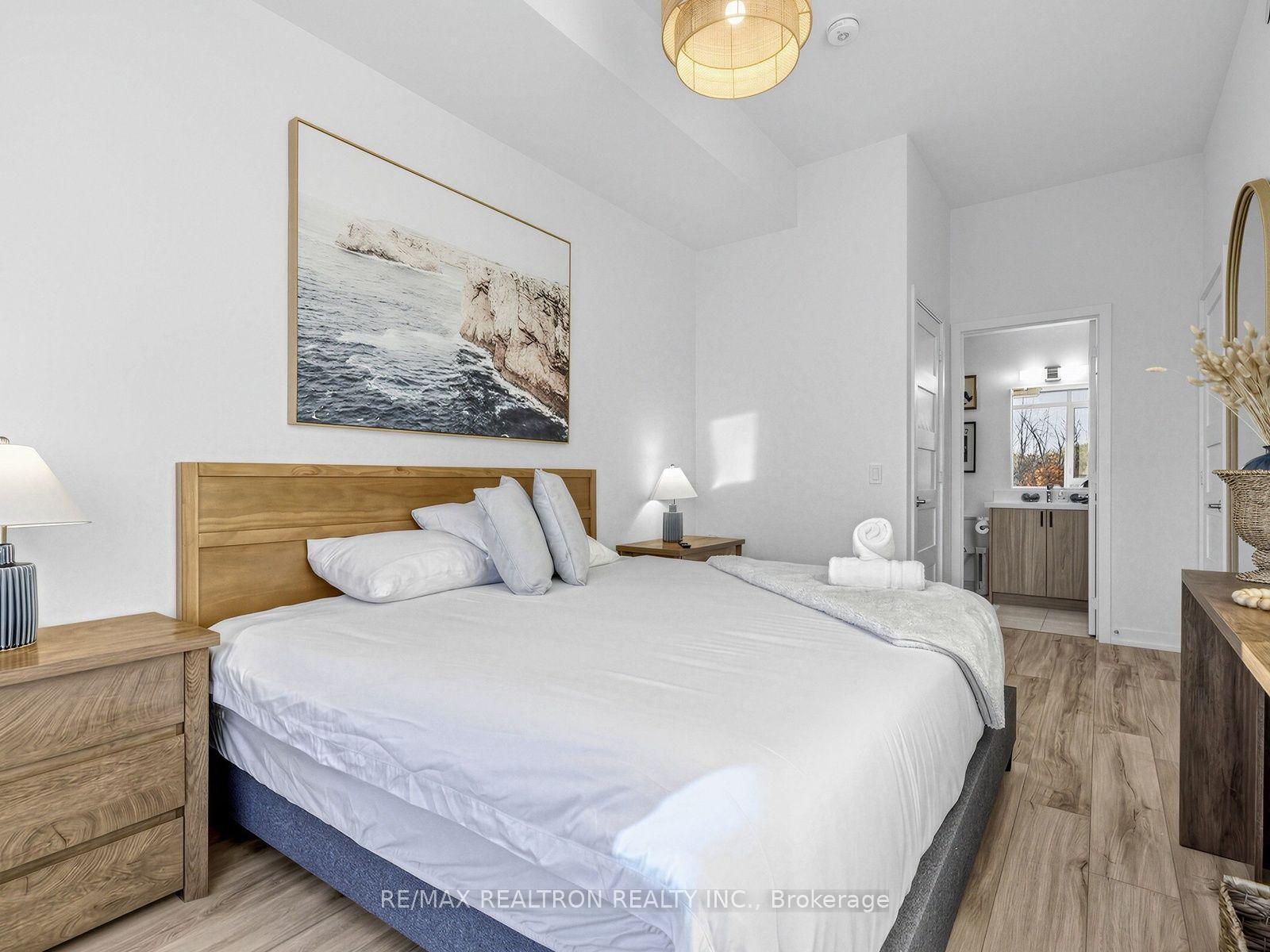 Photo 18 of Unit 610, 333 Sunseeker Avenue, Innisfil, Rural Innisfil — HOMEH