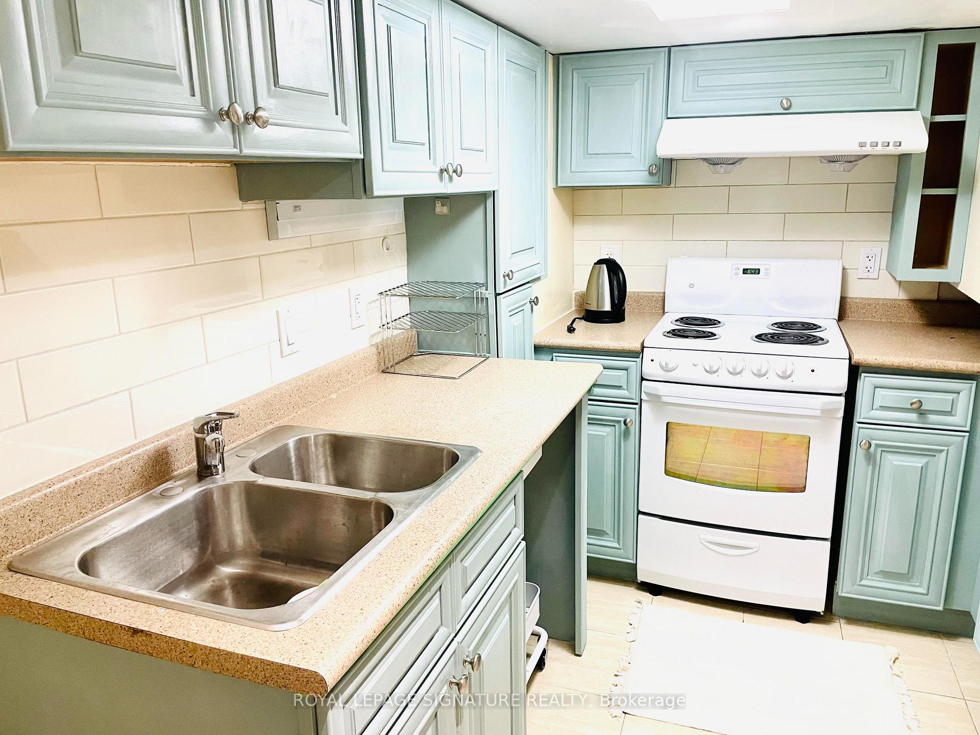 Photo 4 of 5 Sunnybrook Road, Toronto, High Park-Swansea — HOMEH