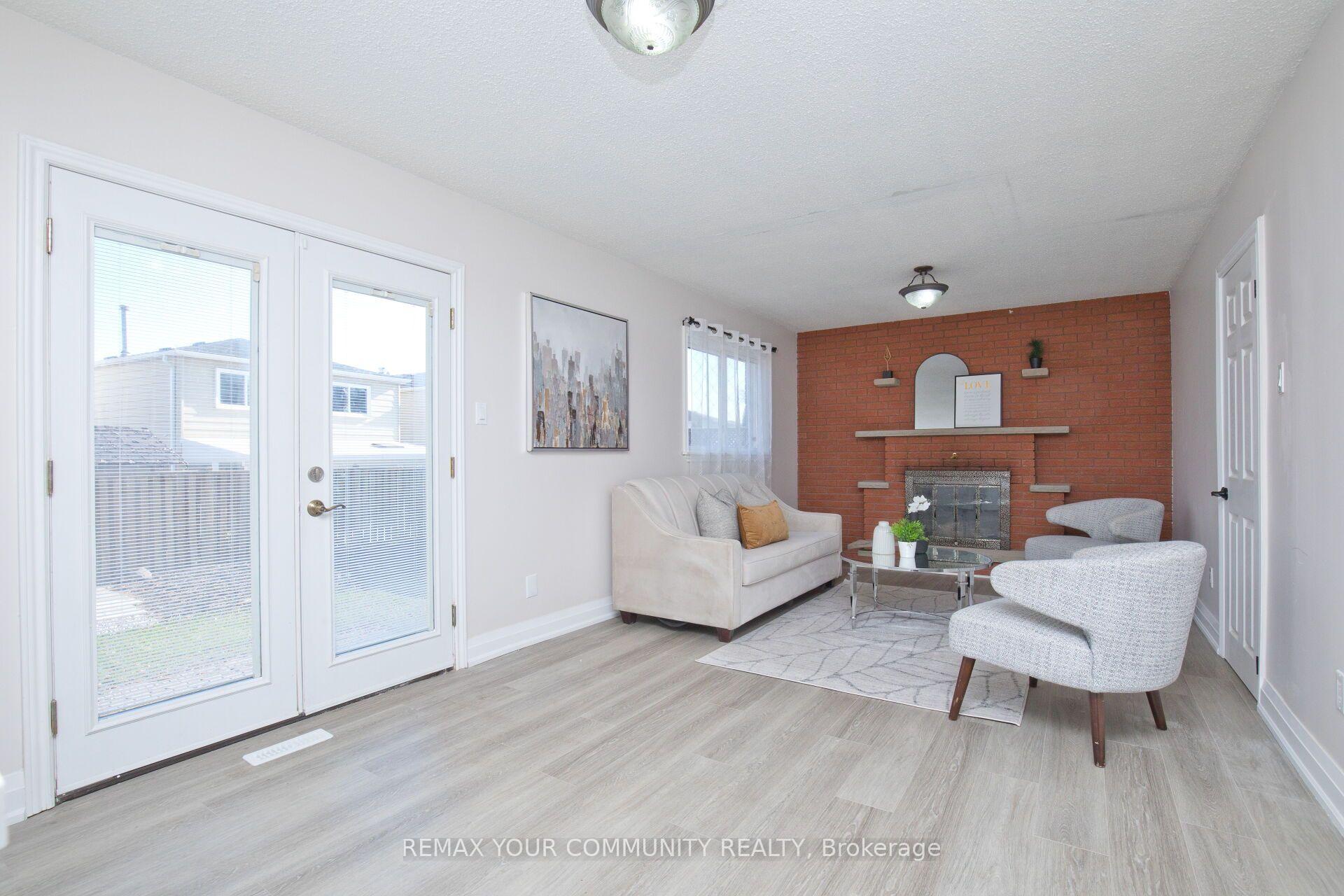 Photo 7 of 27 Moffatt Avenue, Brampton, Fletcher's West — HOMEH