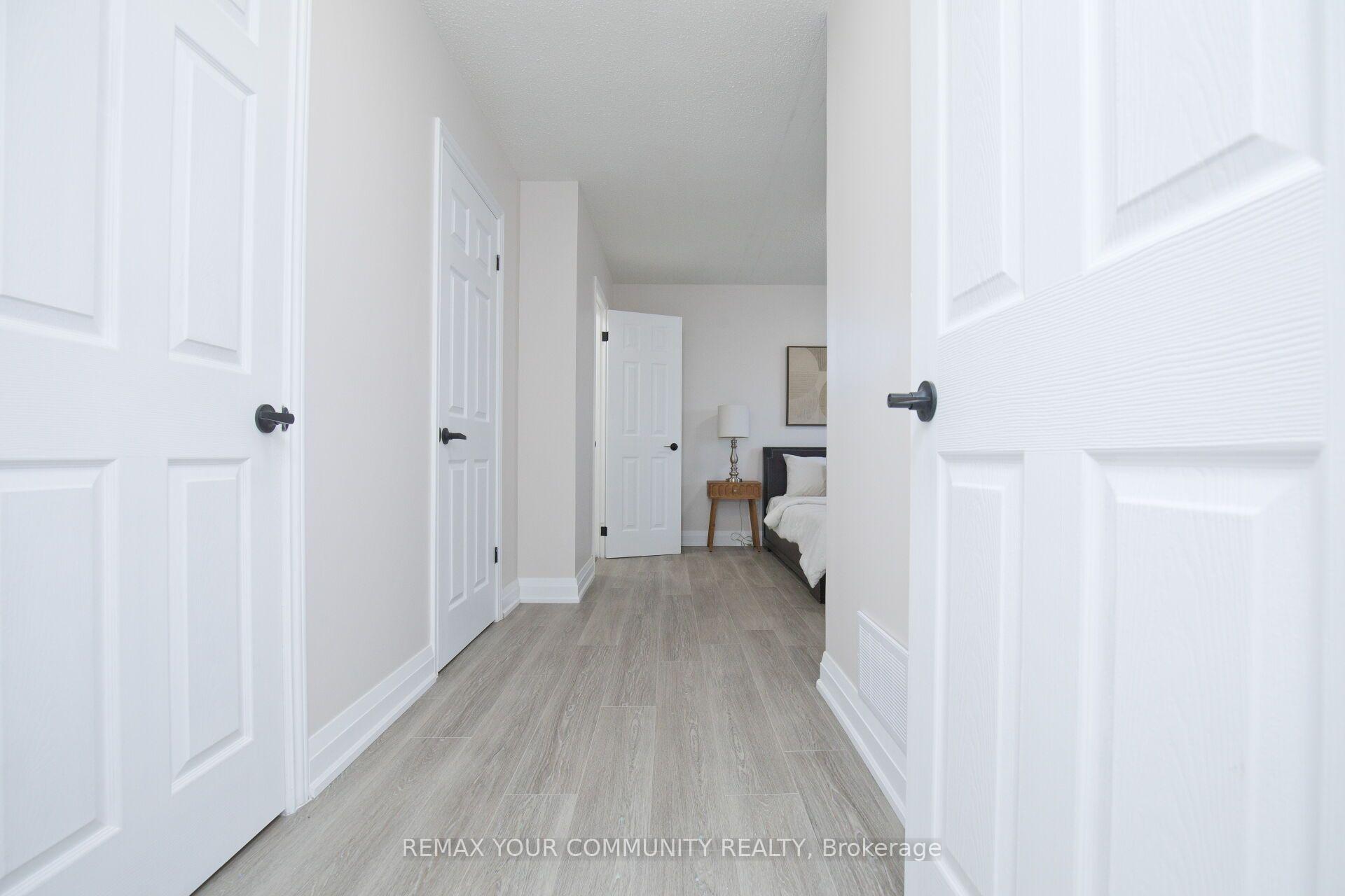 Photo 13 of 27 Moffatt Avenue, Brampton, Fletcher's West — HOMEH