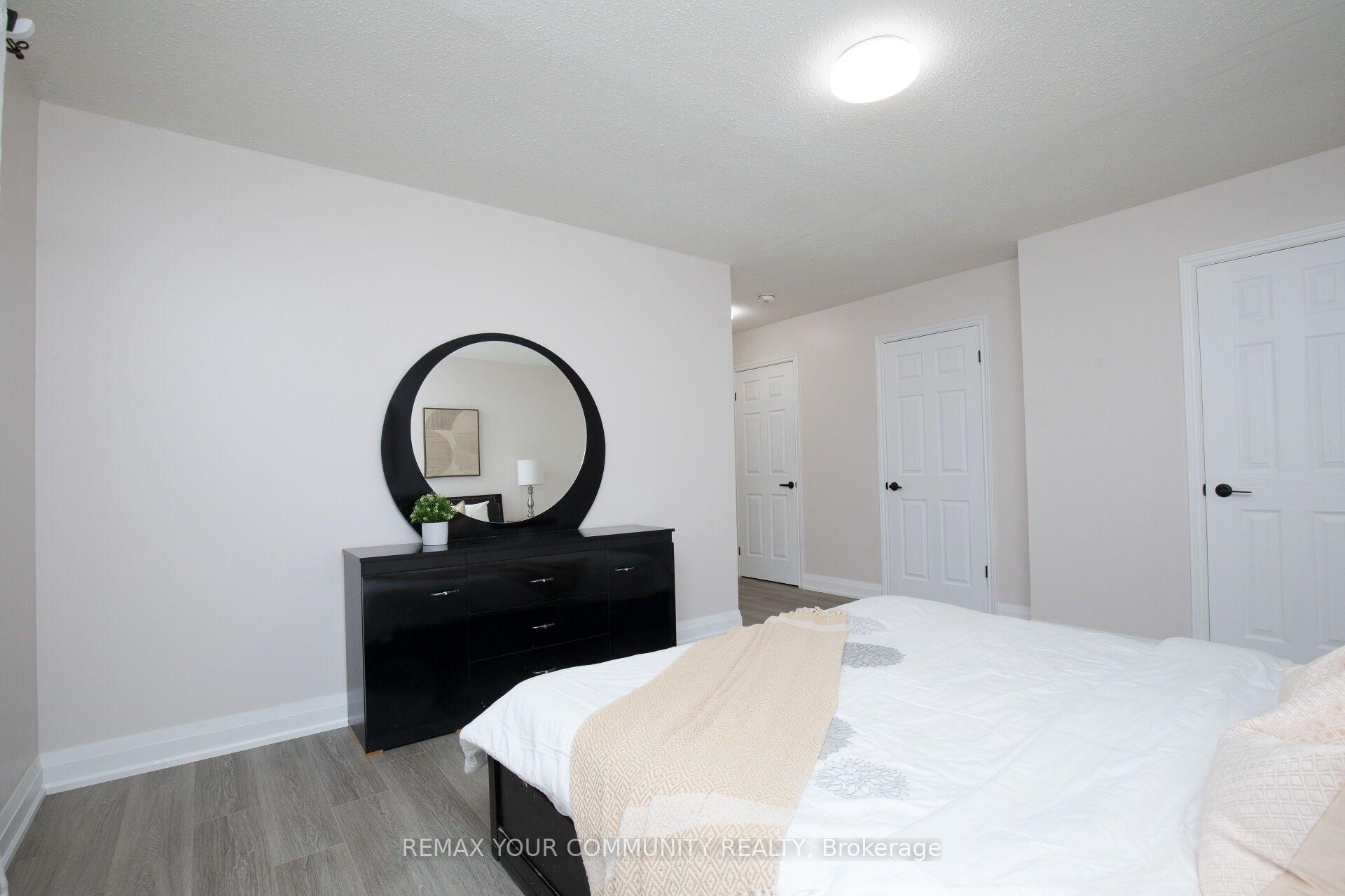 Photo 15 of 27 Moffatt Avenue, Brampton, Fletcher's West — HOMEH