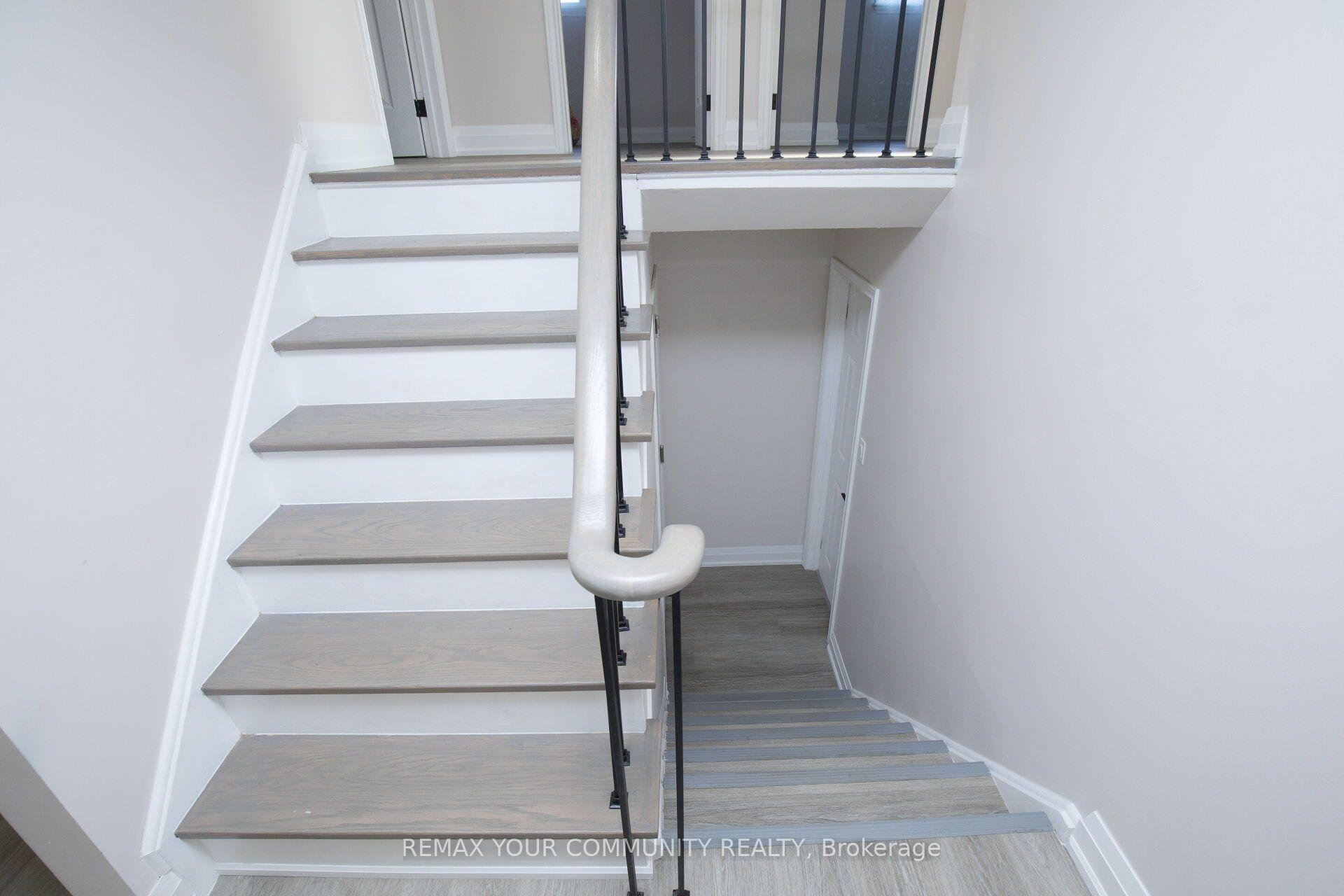 Photo 21 of 27 Moffatt Avenue, Brampton, Fletcher's West — HOMEH
