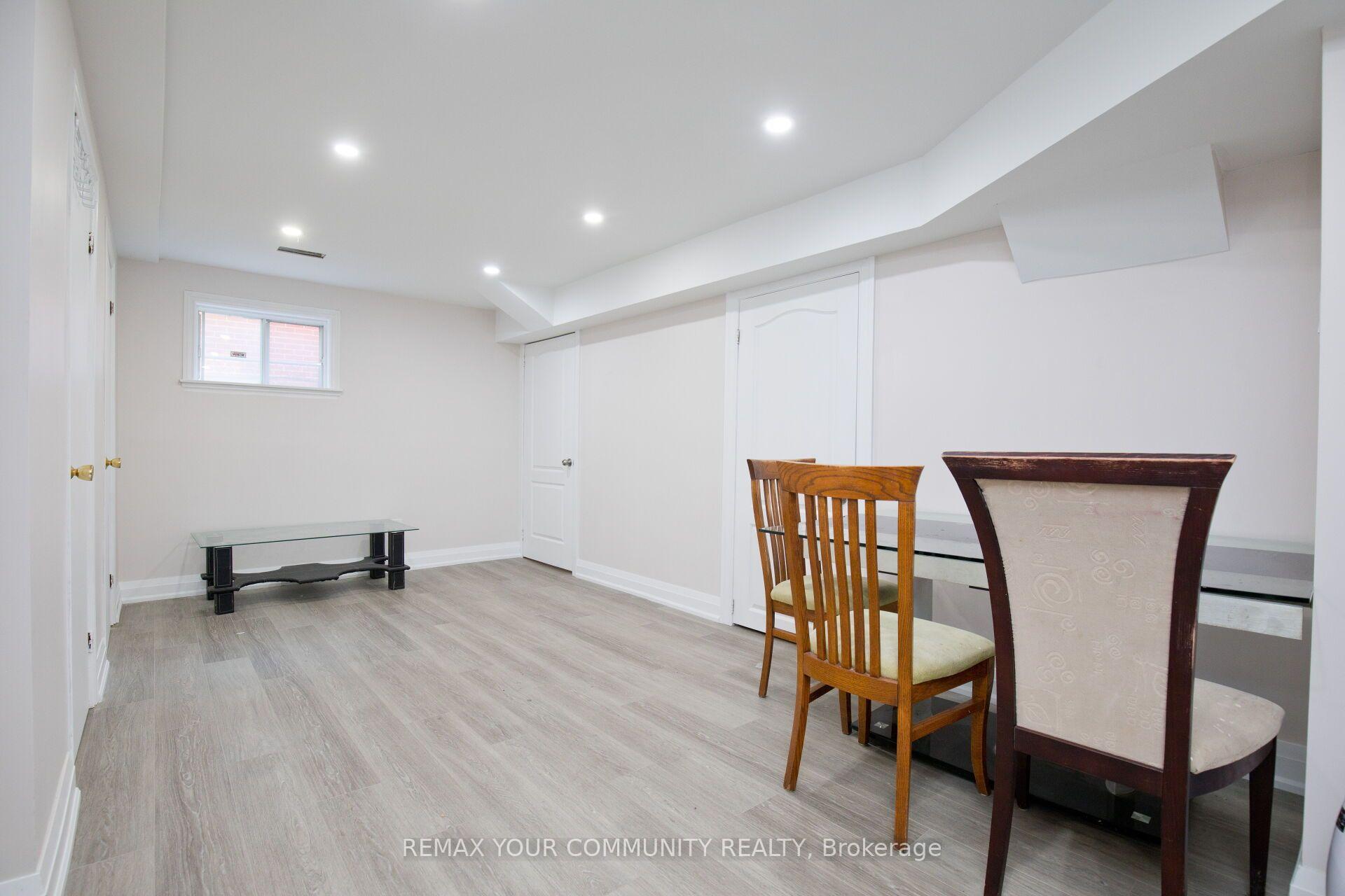 Photo 25 of 27 Moffatt Avenue, Brampton, Fletcher's West — HOMEH
