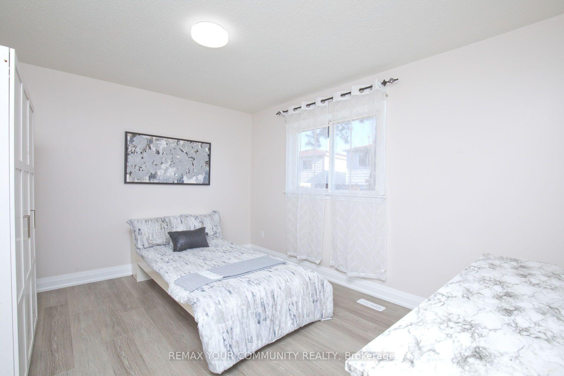 Photo 26 of 27 Moffatt Avenue, Brampton, Fletcher's West — HOMEH