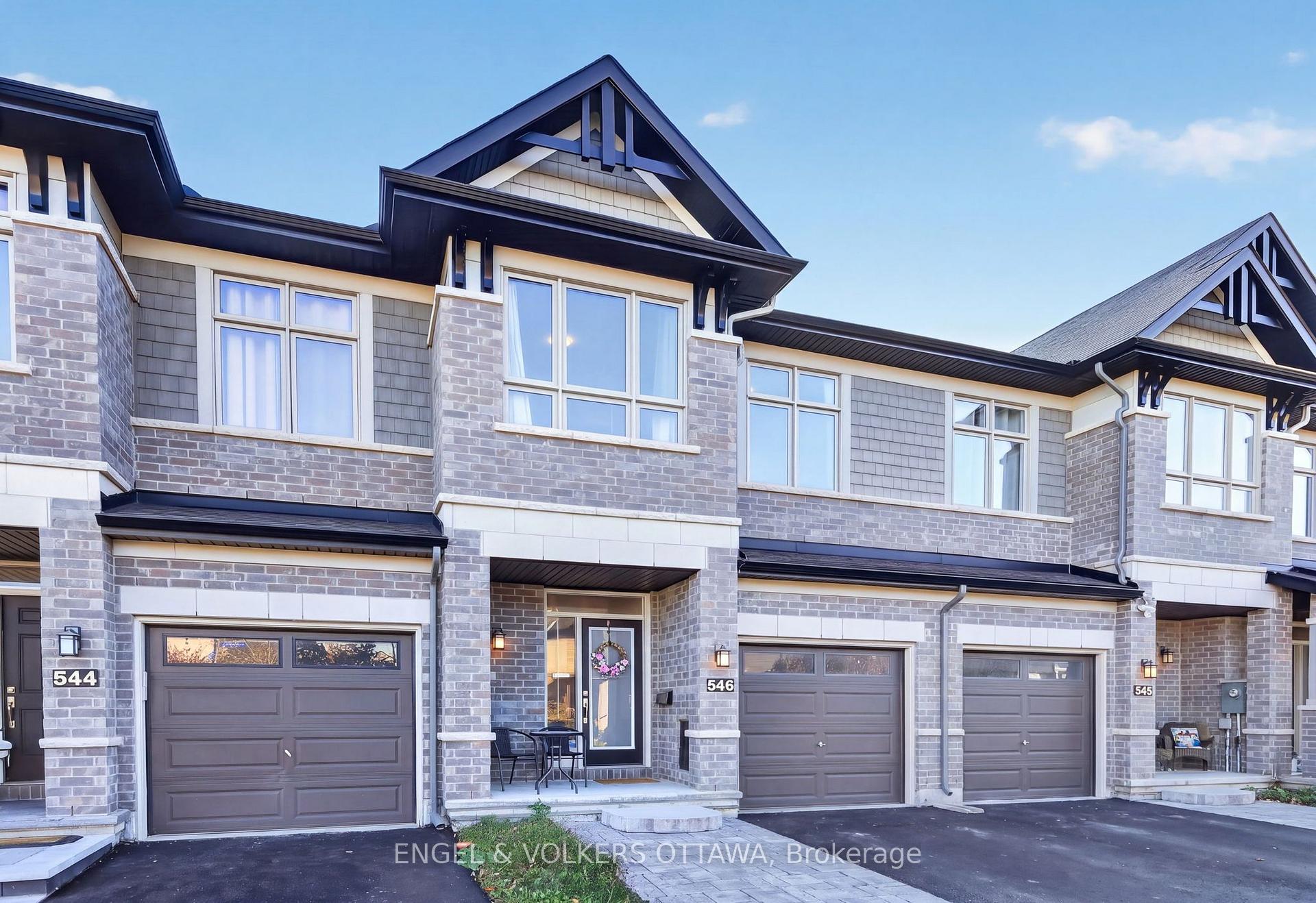 Photo 3 of 546 Rowers Way, Ottawa, Riverside South/Gloucester Glen — HOMEH