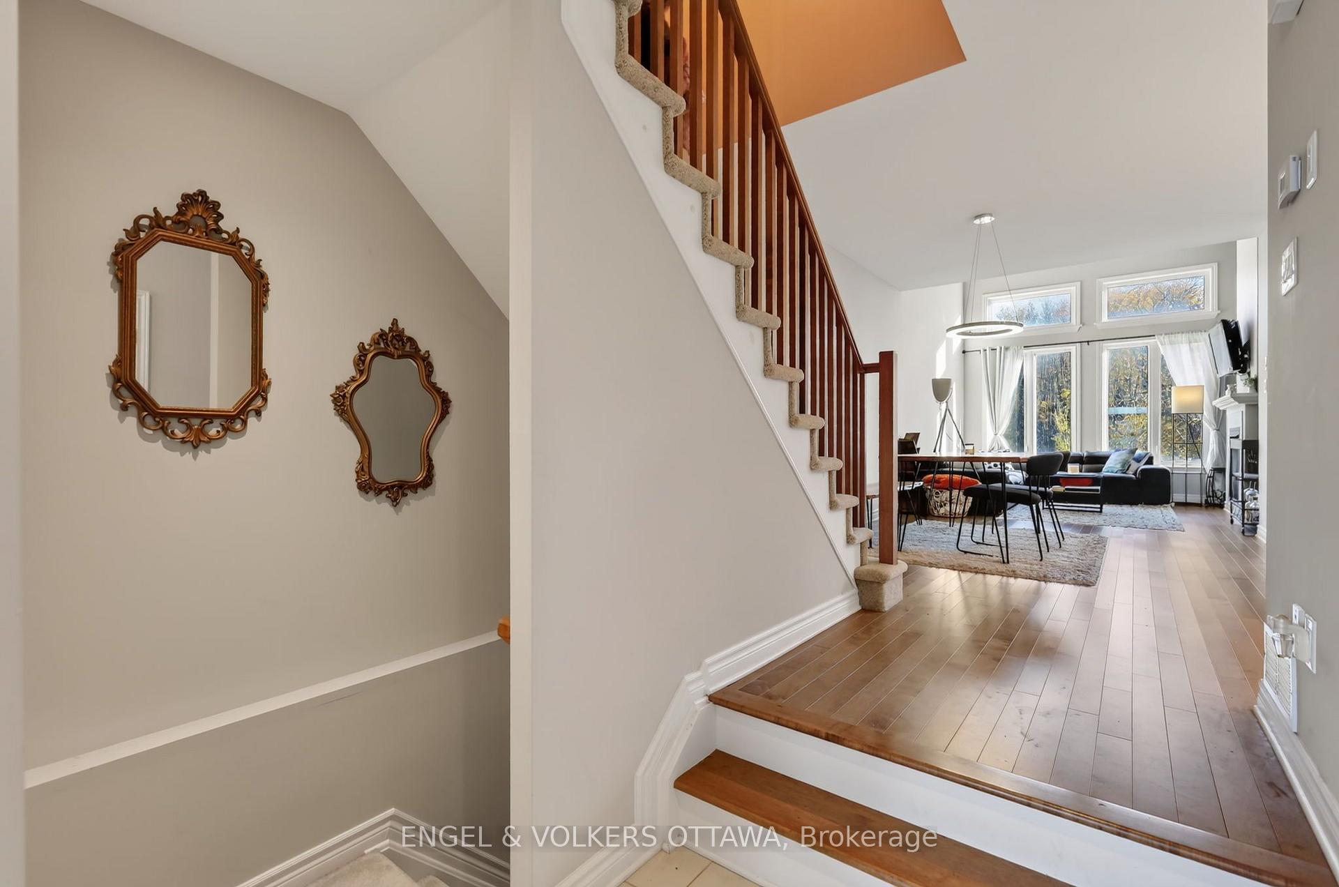 Photo 7 of 546 Rowers Way, Ottawa, Riverside South/Gloucester Glen — HOMEH