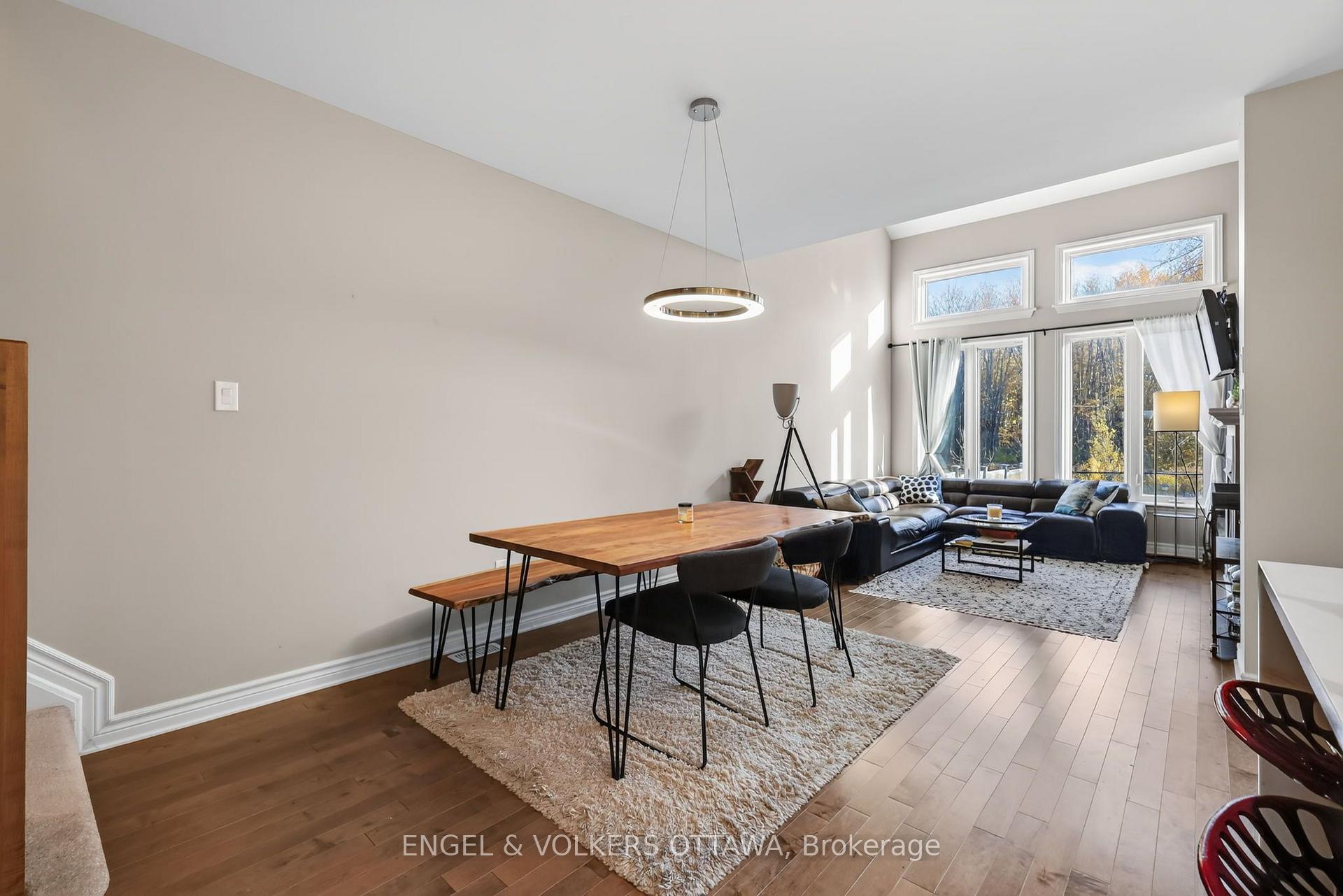 Photo 20 of 546 Rowers Way, Ottawa, Riverside South/Gloucester Glen — HOMEH