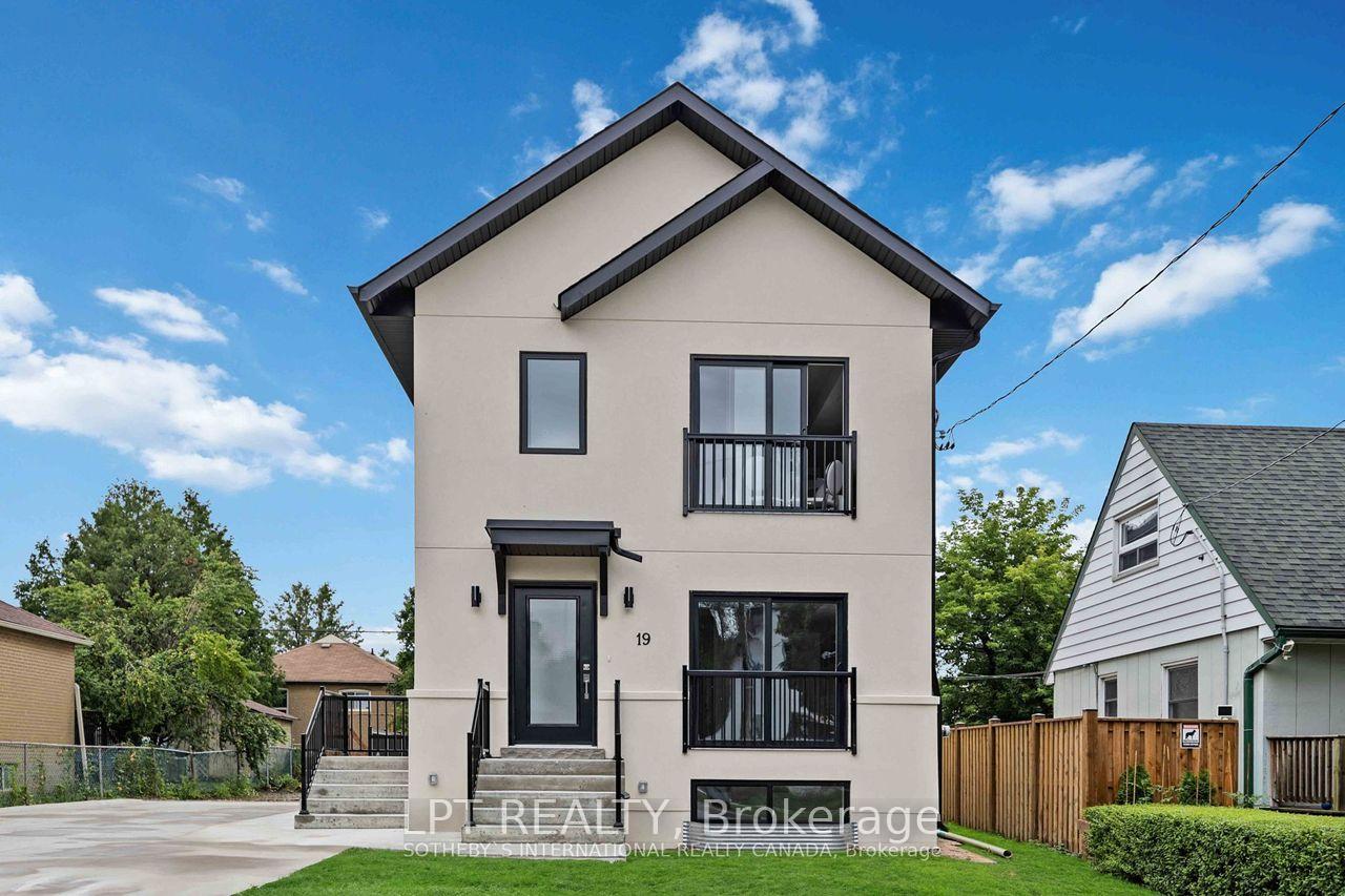 Photo 1 of Unit 3, 19 Hatfield Crescent, Etobicoke, Elms-Old Rexdale — HOMEH