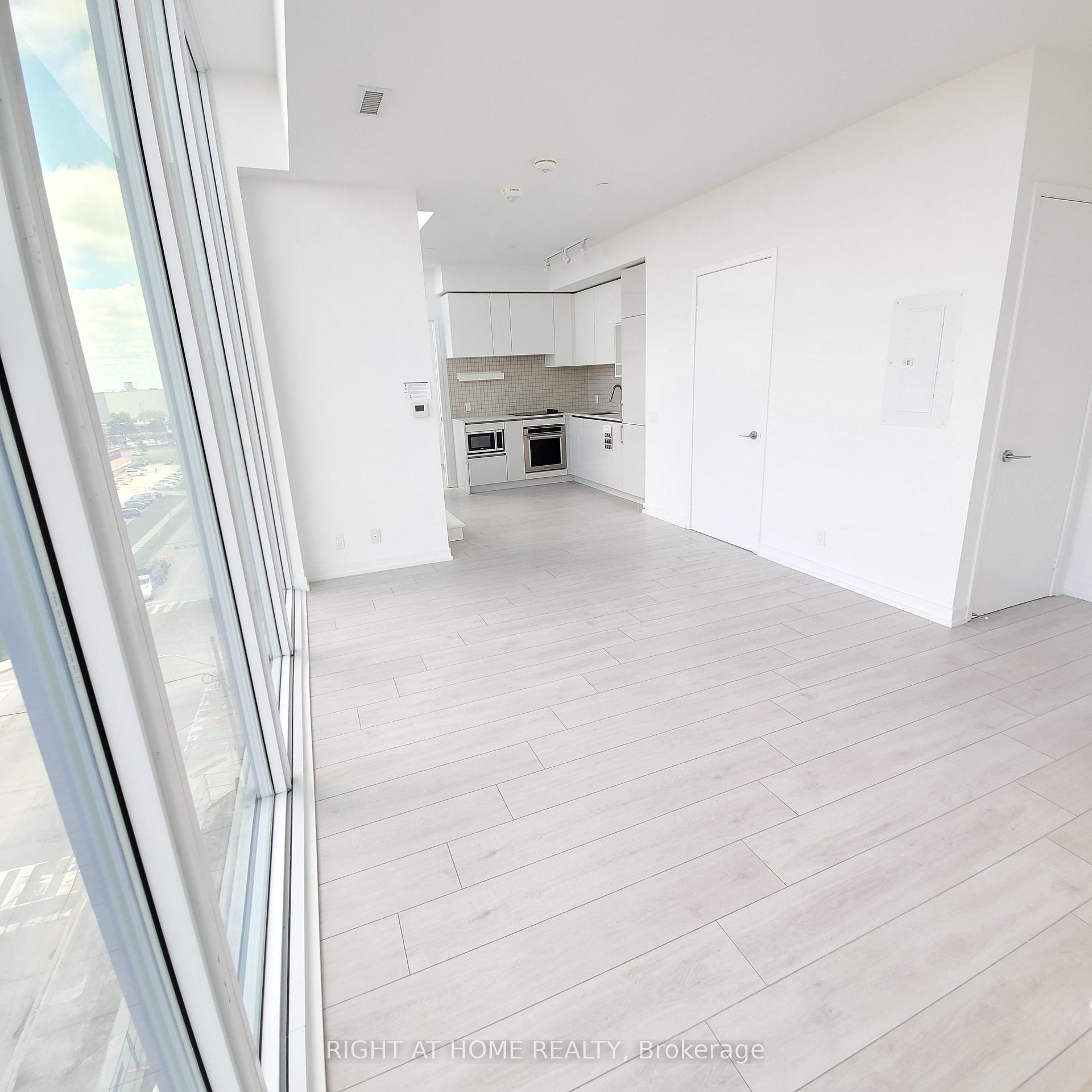 Photo 5 of Unit 808, 950 Portage Parkway, Vaughan, Vaughan Corporate Centre — HOMEH