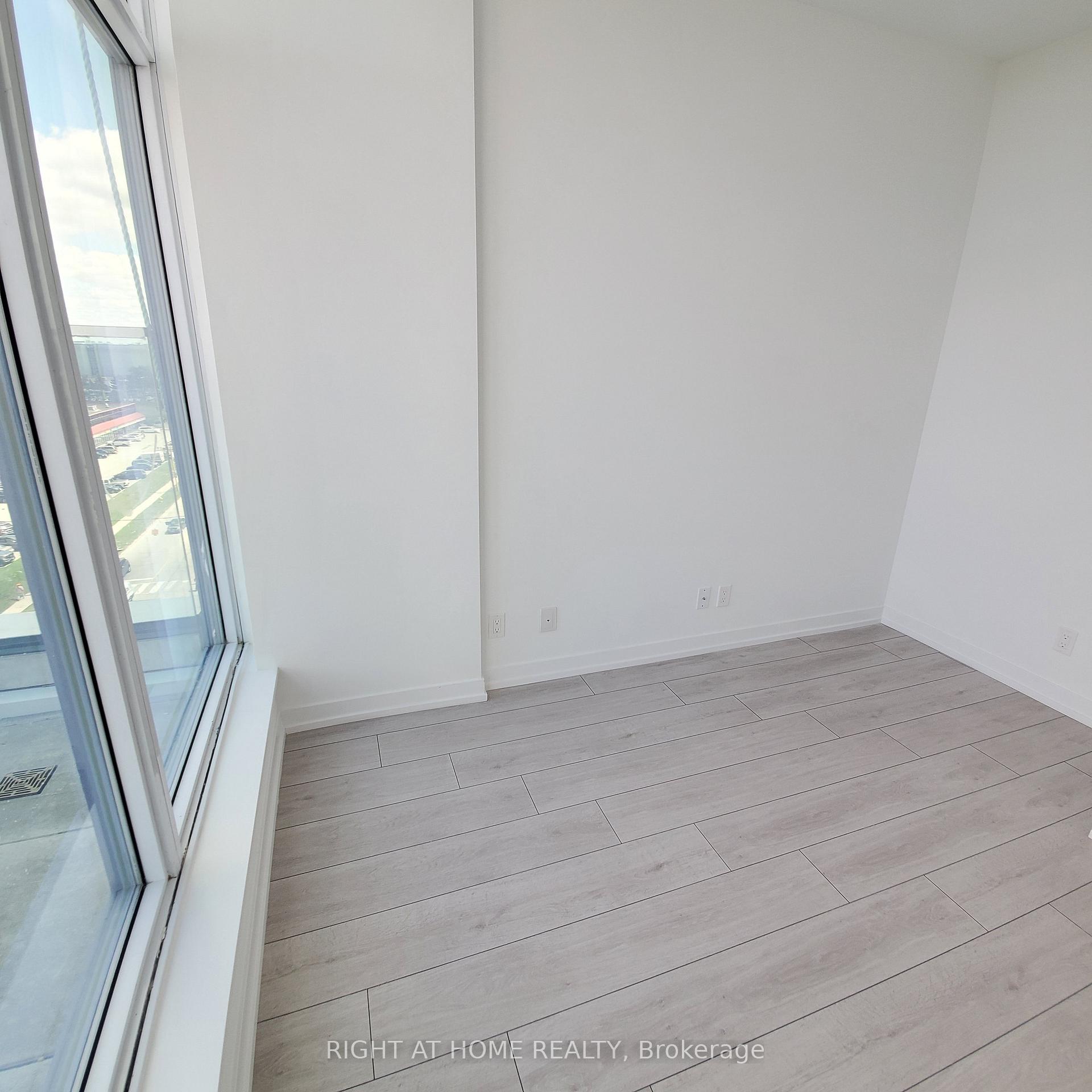 Photo 8 of Unit 808, 950 Portage Parkway, Vaughan, Vaughan Corporate Centre — HOMEH