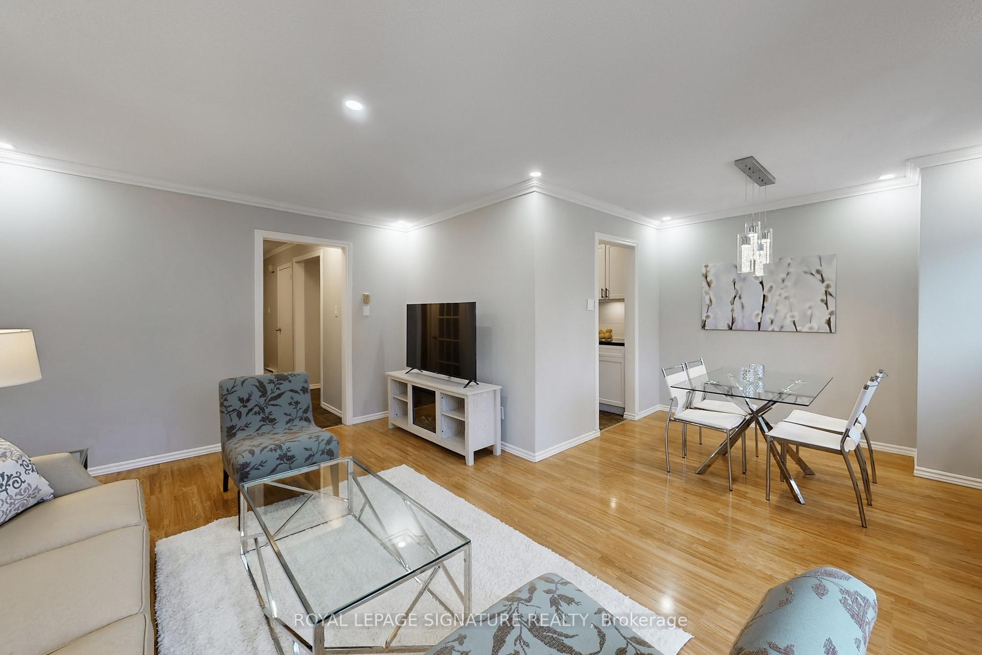Photo 6 of Unit 76, 700 Harmony Road N, Oshawa, Pinecrest — HOMEH