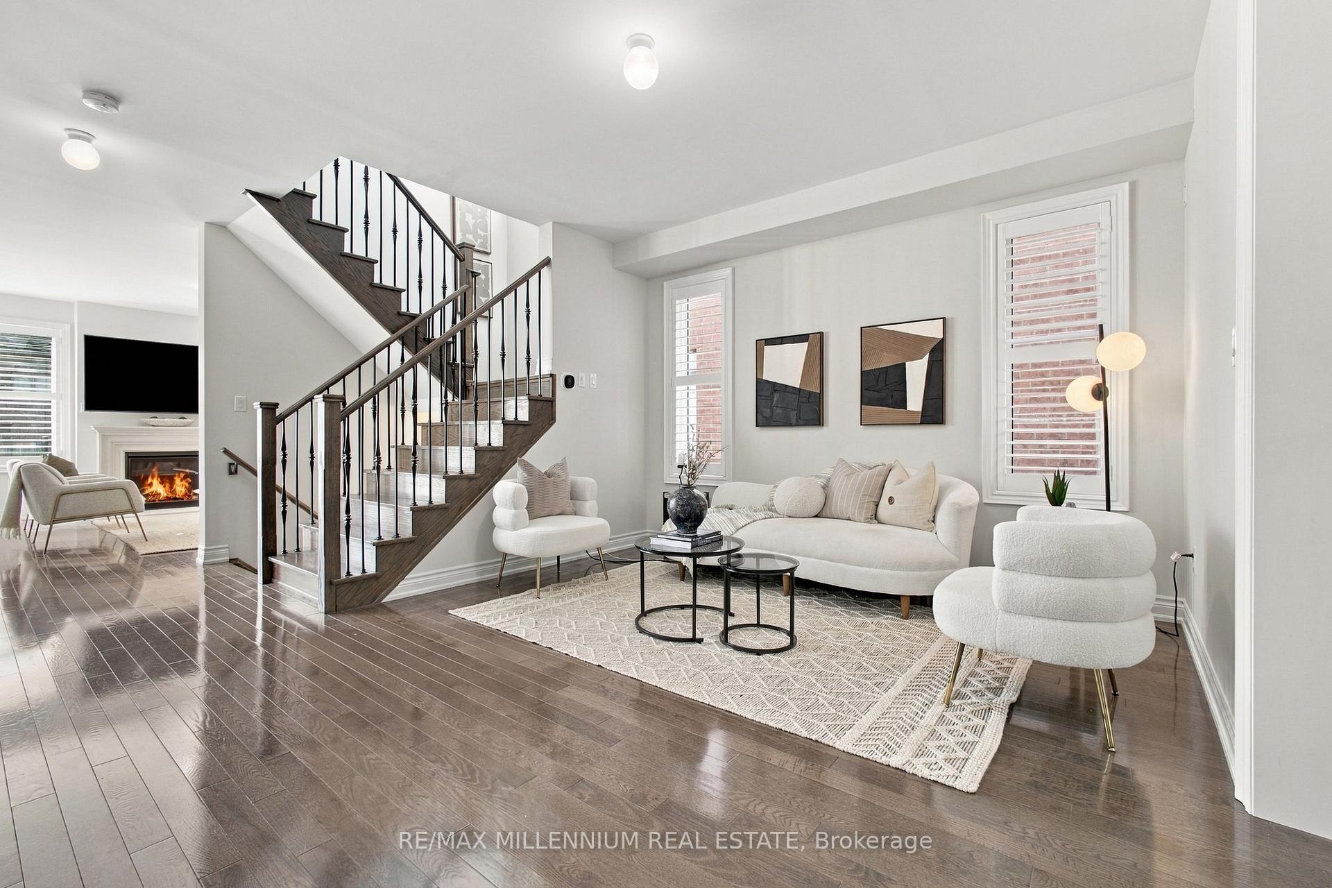 Photo 5 of 109 Alistair Crescent, Vaughan, Kleinburg — HOMEH