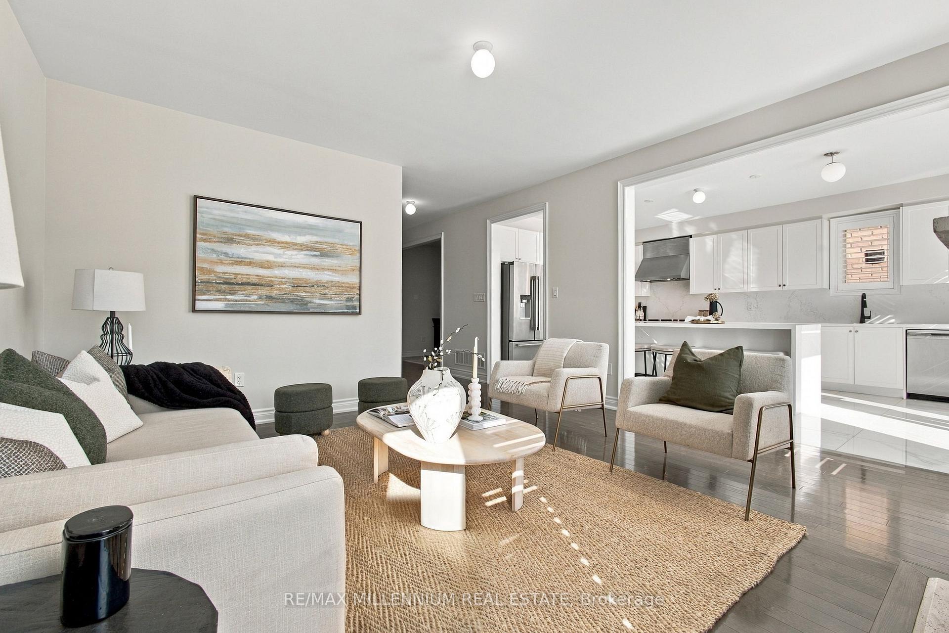 Photo 10 of 109 Alistair Crescent, Vaughan, Kleinburg — HOMEH