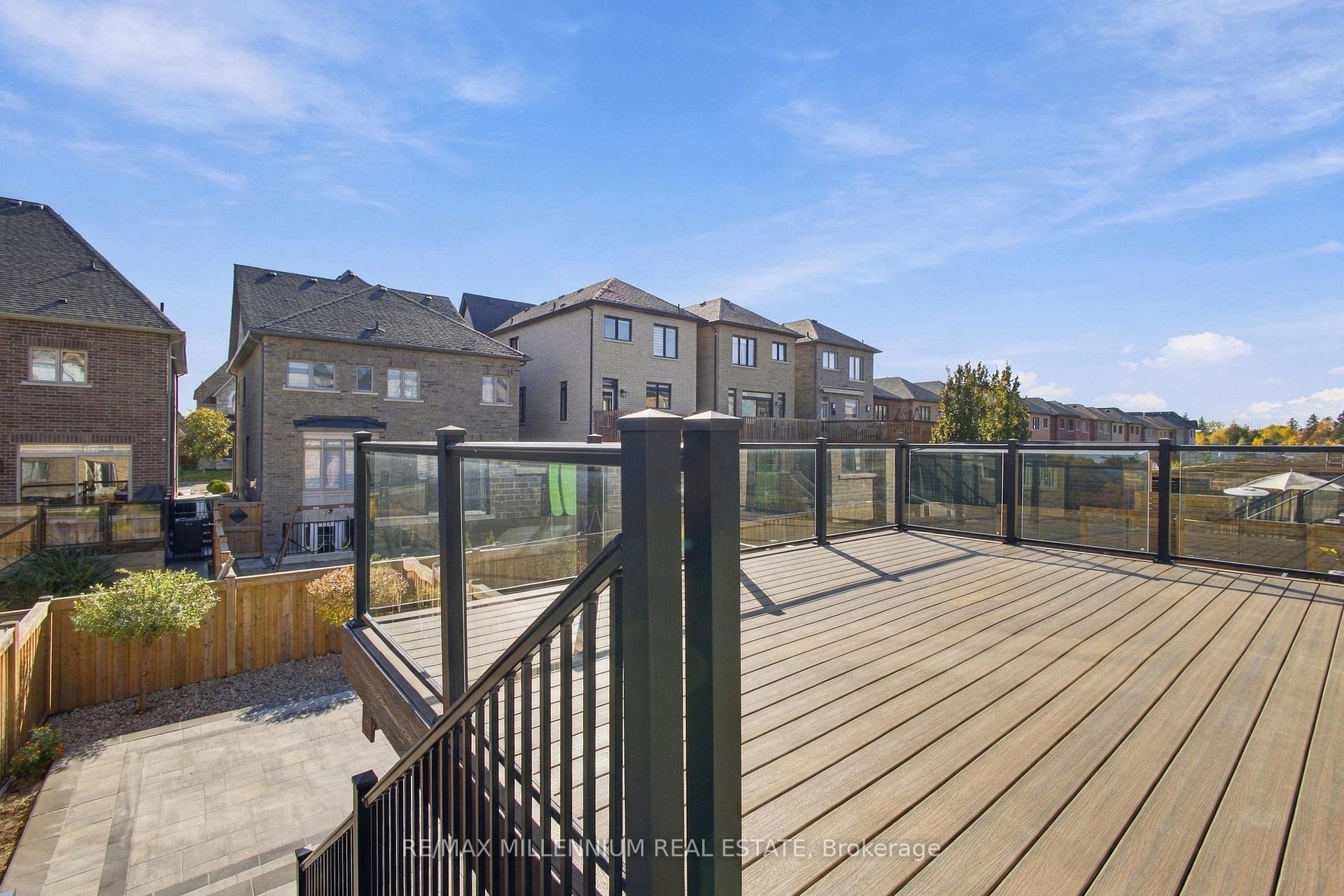 Photo 17 of 109 Alistair Crescent, Vaughan, Kleinburg — HOMEH