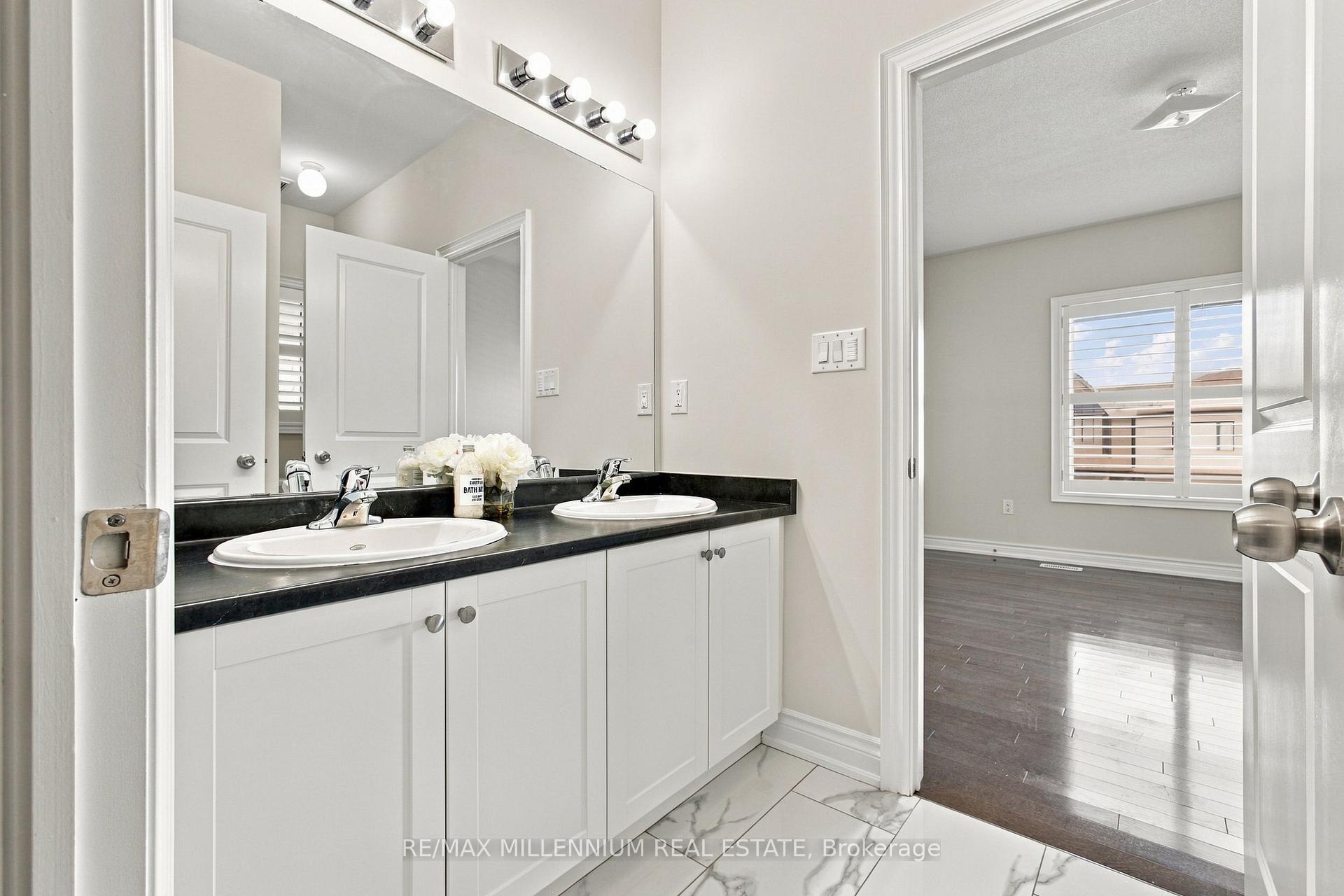 Photo 25 of 109 Alistair Crescent, Vaughan, Kleinburg — HOMEH