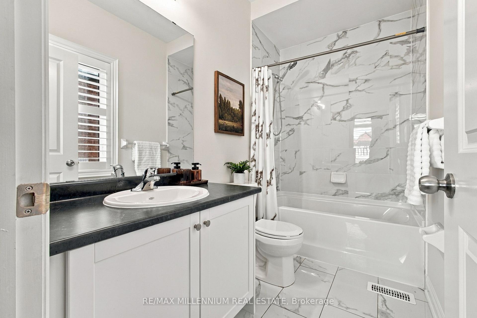 Photo 28 of 109 Alistair Crescent, Vaughan, Kleinburg — HOMEH