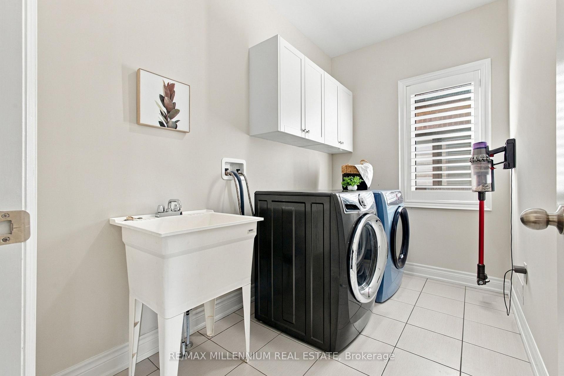 Photo 30 of 109 Alistair Crescent, Vaughan, Kleinburg — HOMEH