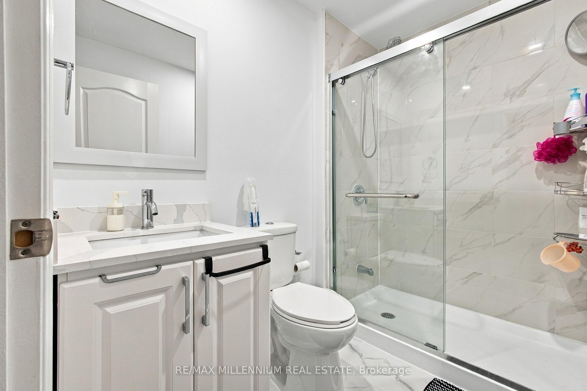 Photo 34 of 109 Alistair Crescent, Vaughan, Kleinburg — HOMEH