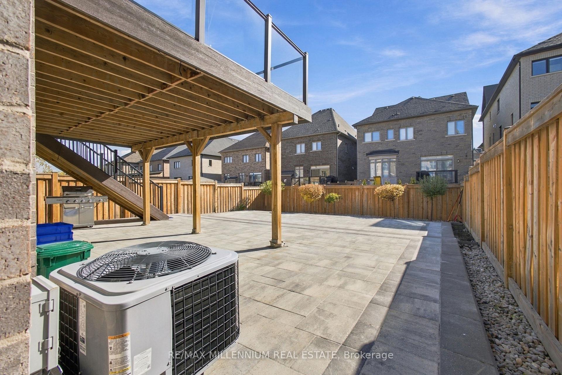Photo 40 of 109 Alistair Crescent, Vaughan, Kleinburg — HOMEH