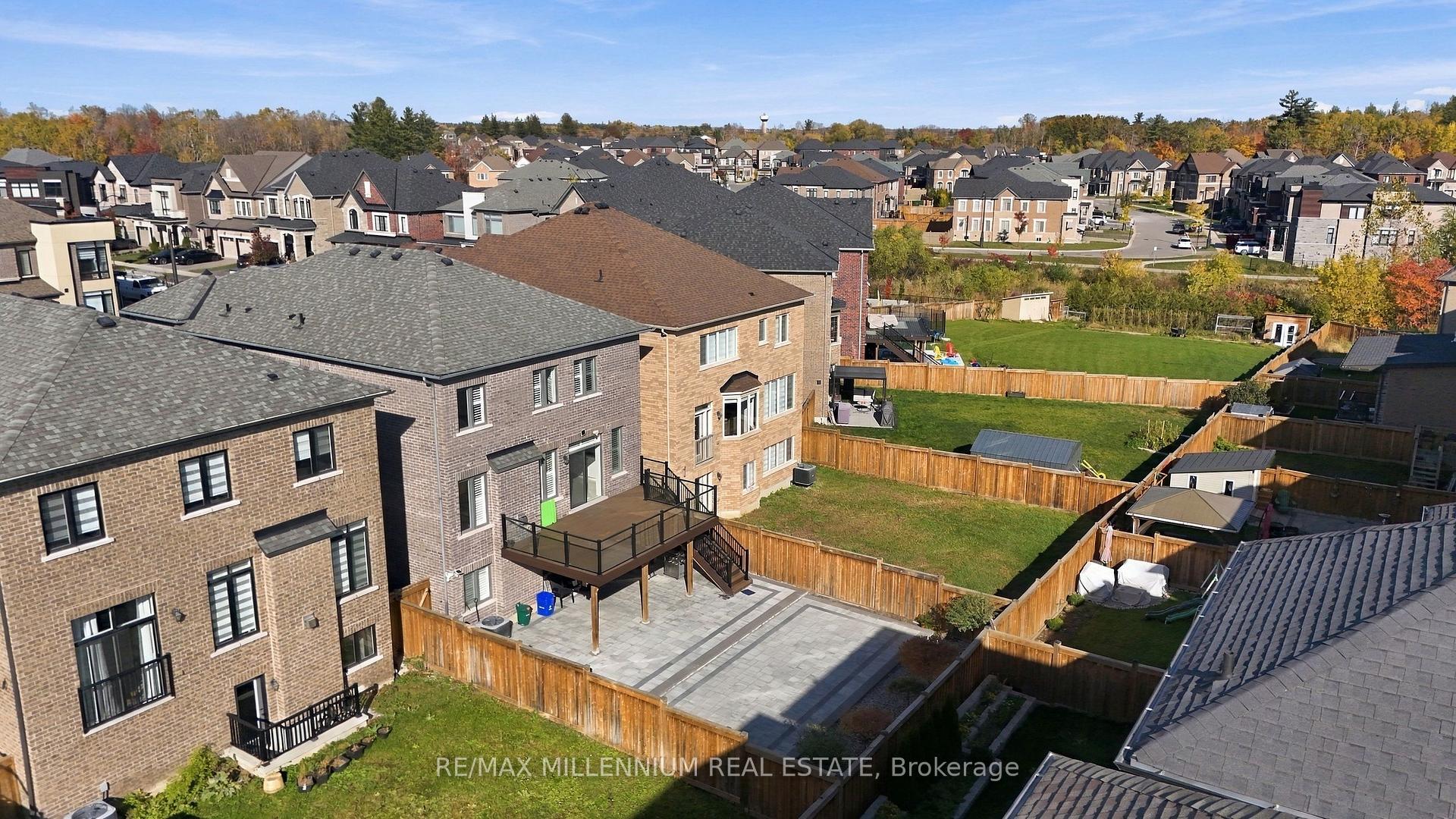 Photo 43 of 109 Alistair Crescent, Vaughan, Kleinburg — HOMEH