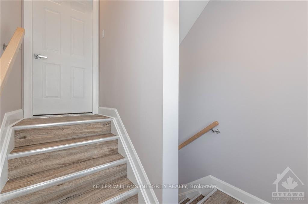 Photo 6 of Unit B, 366 Fullerton Avenue, Ottawa, Overbrook/Castle Heights — HOMEH