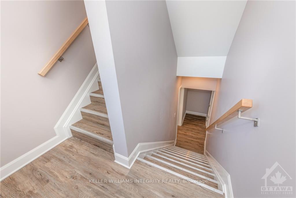 Photo 7 of Unit B, 366 Fullerton Avenue, Ottawa, Overbrook/Castle Heights — HOMEH