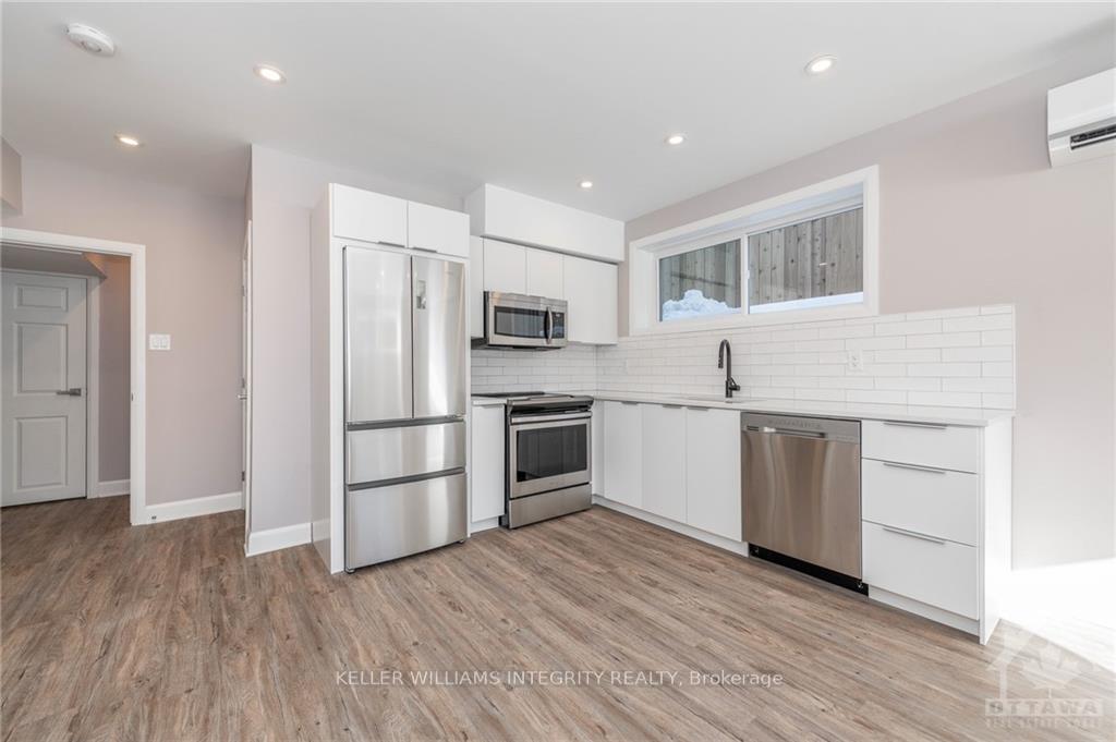 Photo 10 of Unit B, 366 Fullerton Avenue, Ottawa, Overbrook/Castle Heights — HOMEH