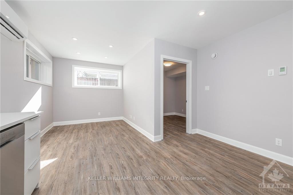 Photo 12 of Unit B, 366 Fullerton Avenue, Ottawa, Overbrook/Castle Heights — HOMEH