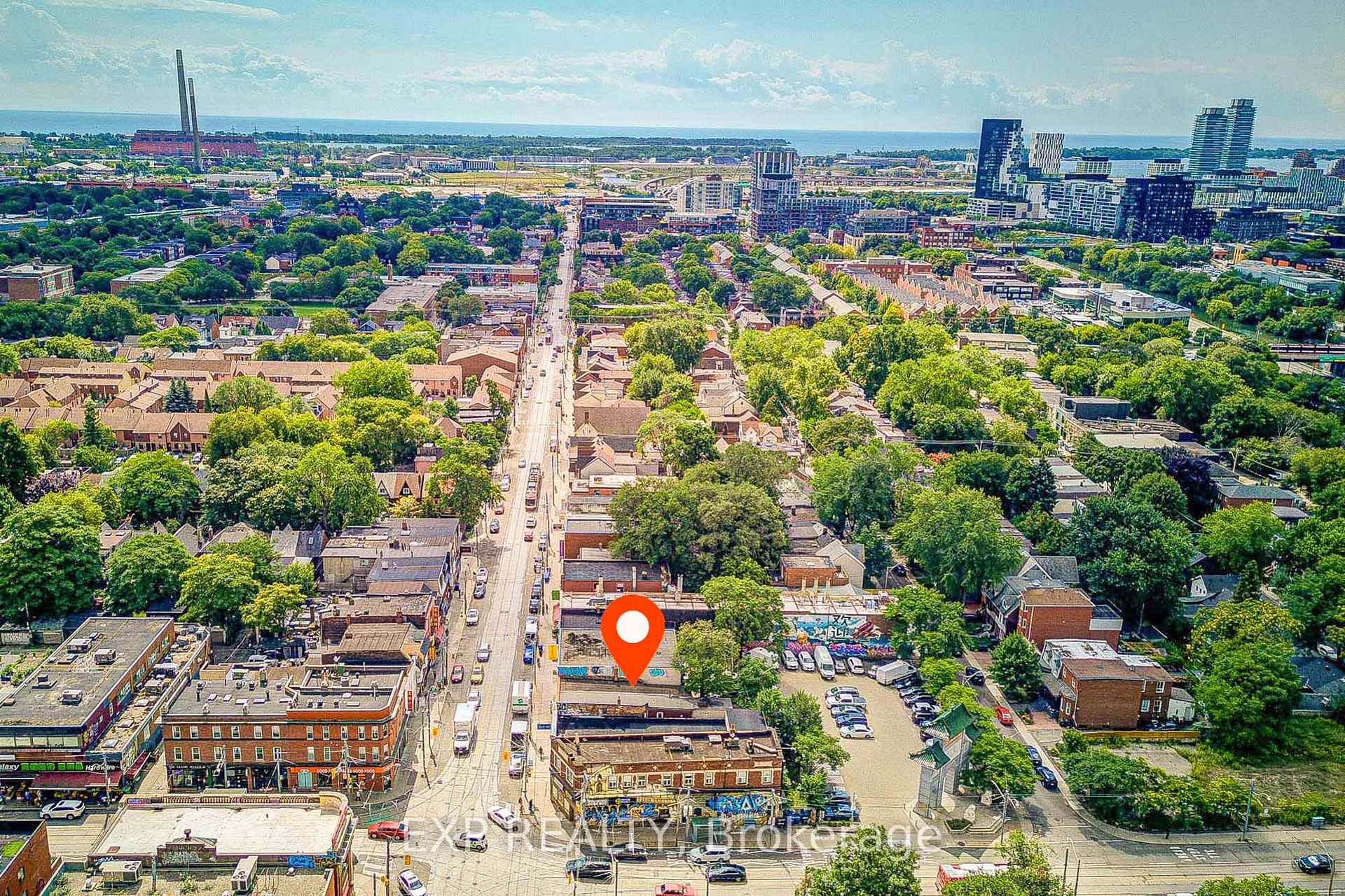 Photo 6 of Unit Upper, 360 Broadview Avenue, Toronto, South Riverdale — HOMEH