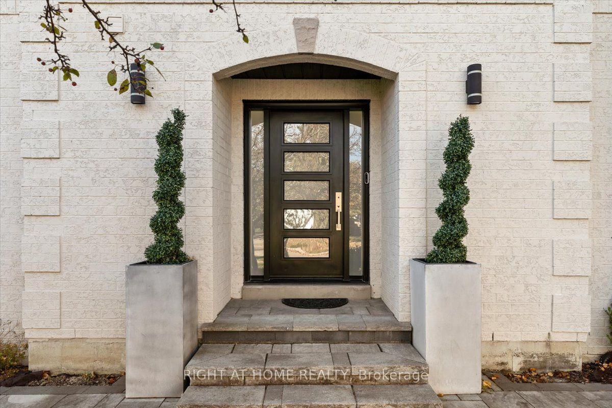 Photo 3 of 5330 Flatford Road, Mississauga, East Credit — HOMEH
