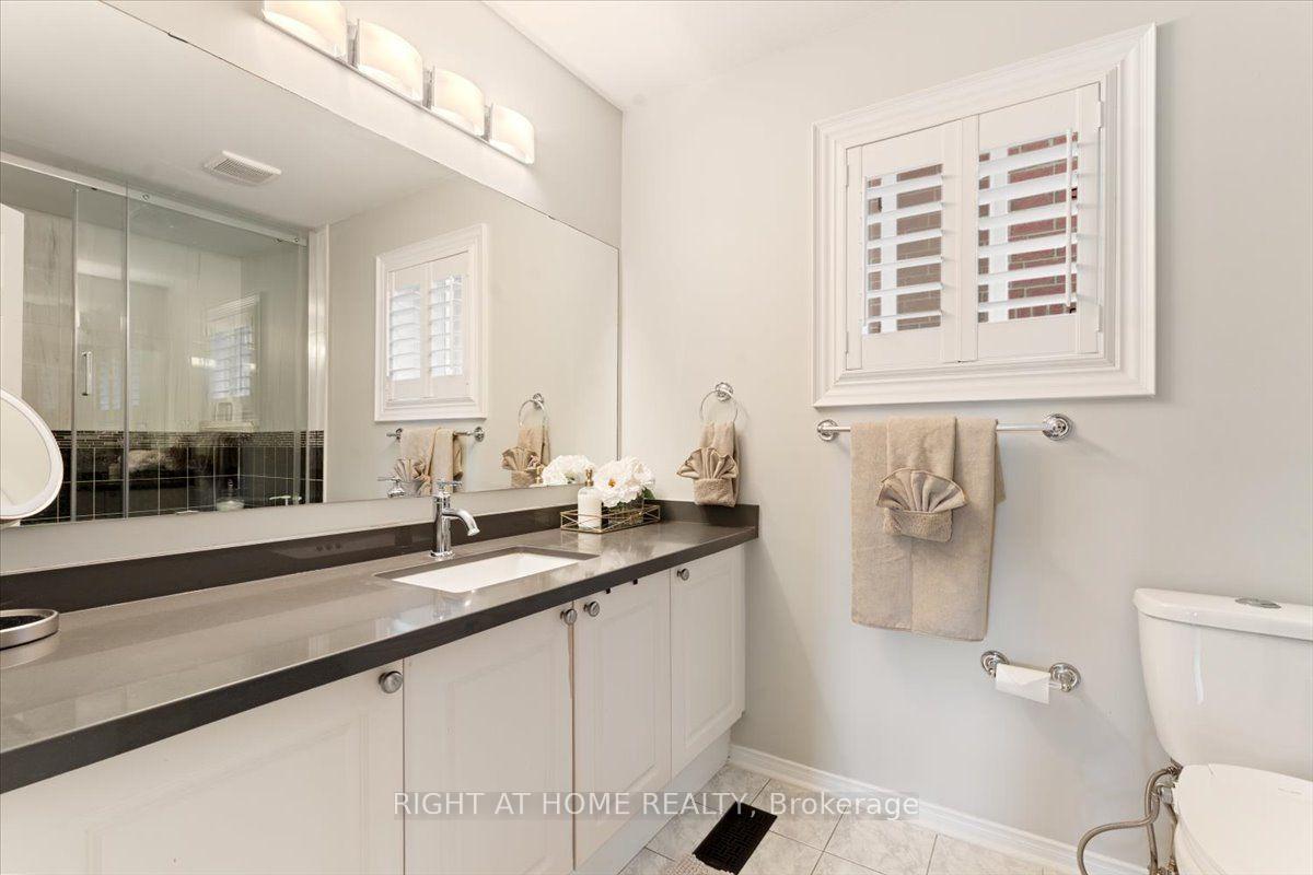 Photo 16 of 5330 Flatford Road, Mississauga, East Credit — HOMEH