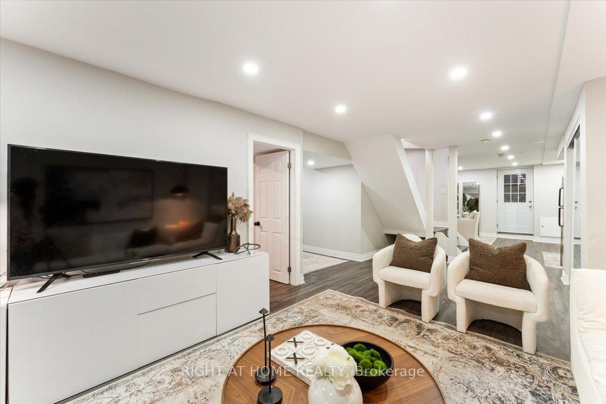 Photo 23 of 5330 Flatford Road, Mississauga, East Credit — HOMEH