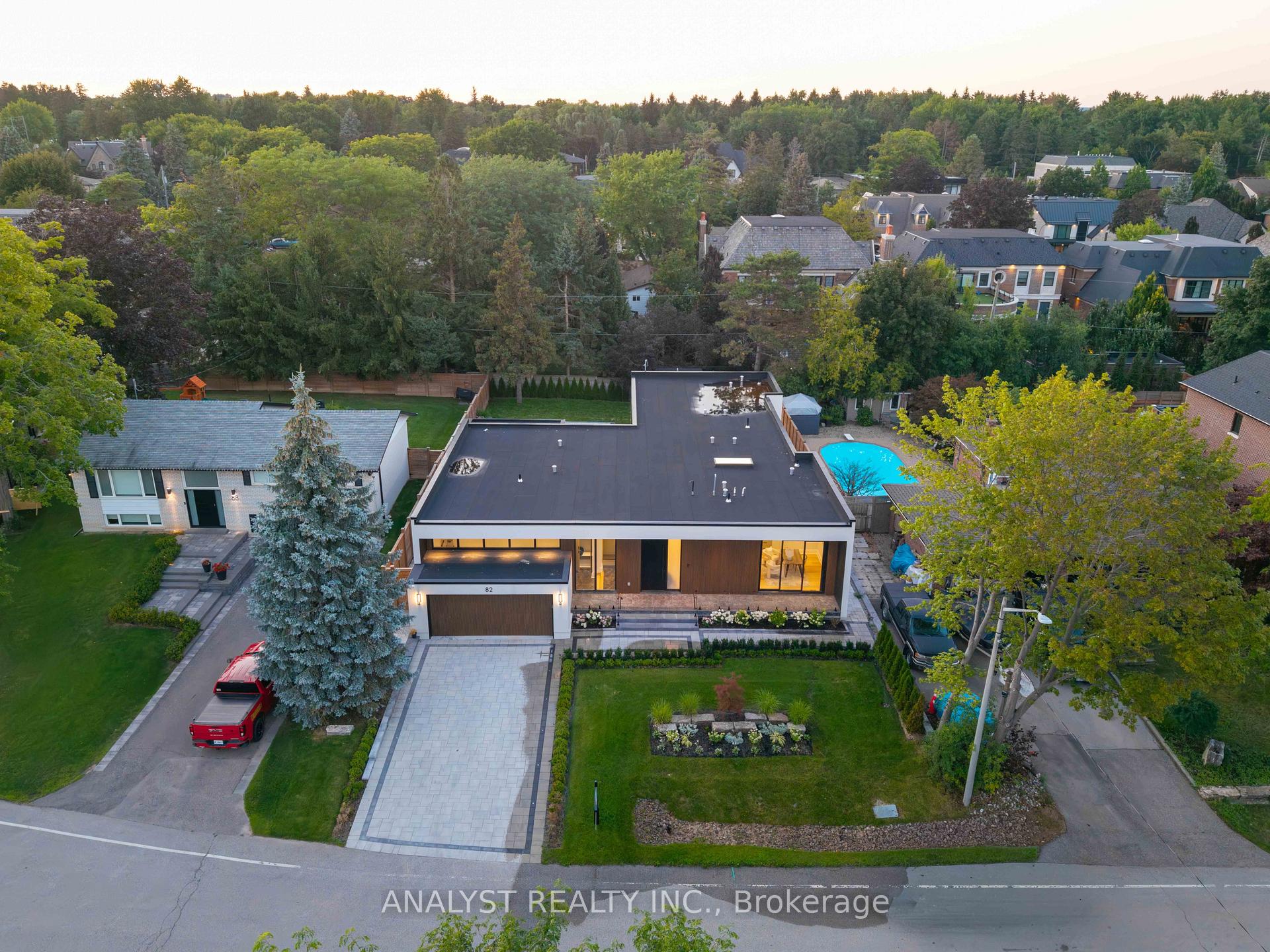 Photo of 82 Donhill Crescent