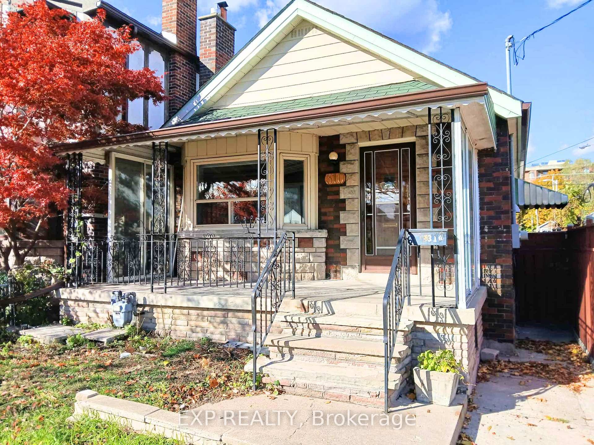 Photo 7 of Unit Lower Level, 310 Westwood Avenue, Toronto, East York — HOMEH