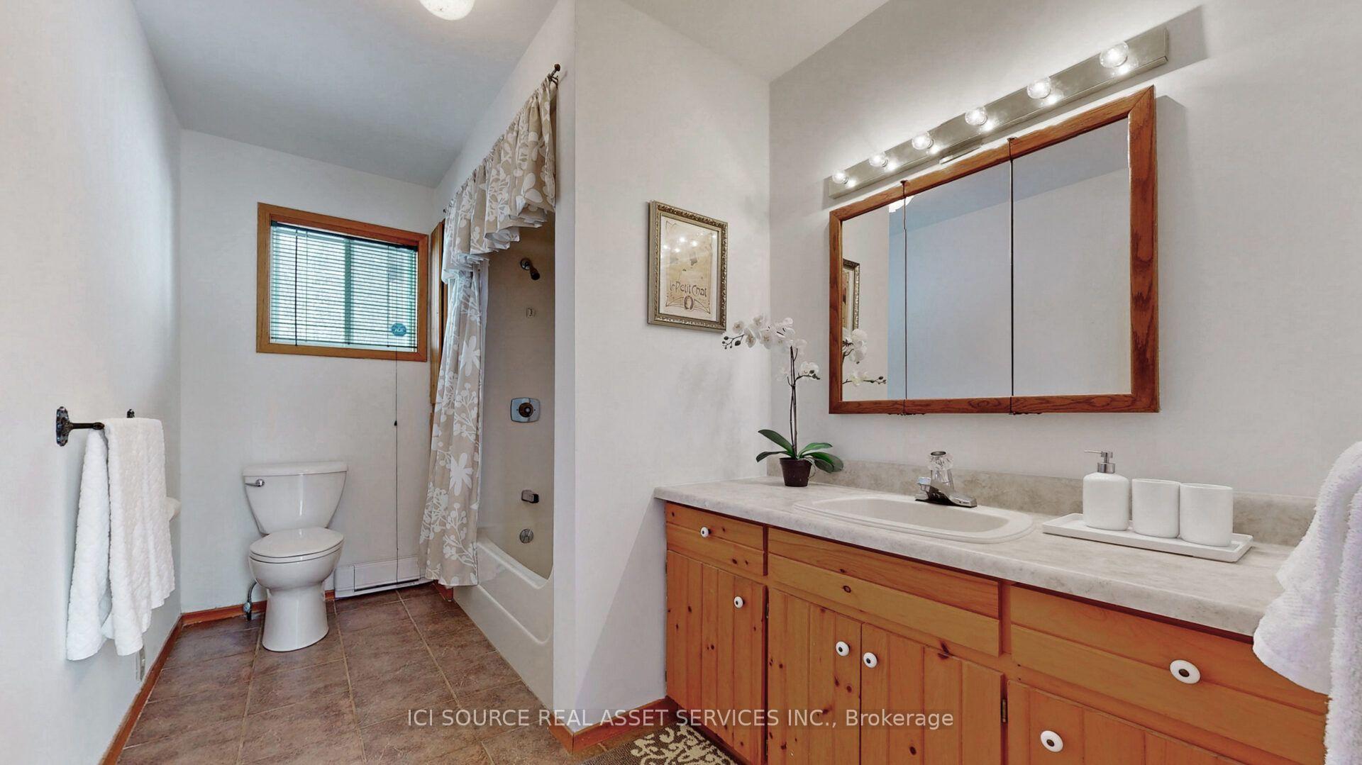Photo 11 of 933 Ferguson Road, Armour — HOMEH