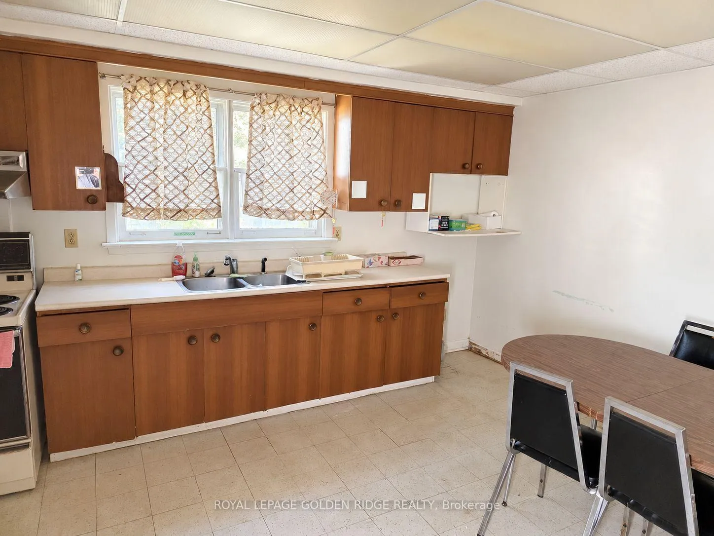 Photo 7 of 89 Spruce Hill Road, Toronto, The Beaches — HOMEH