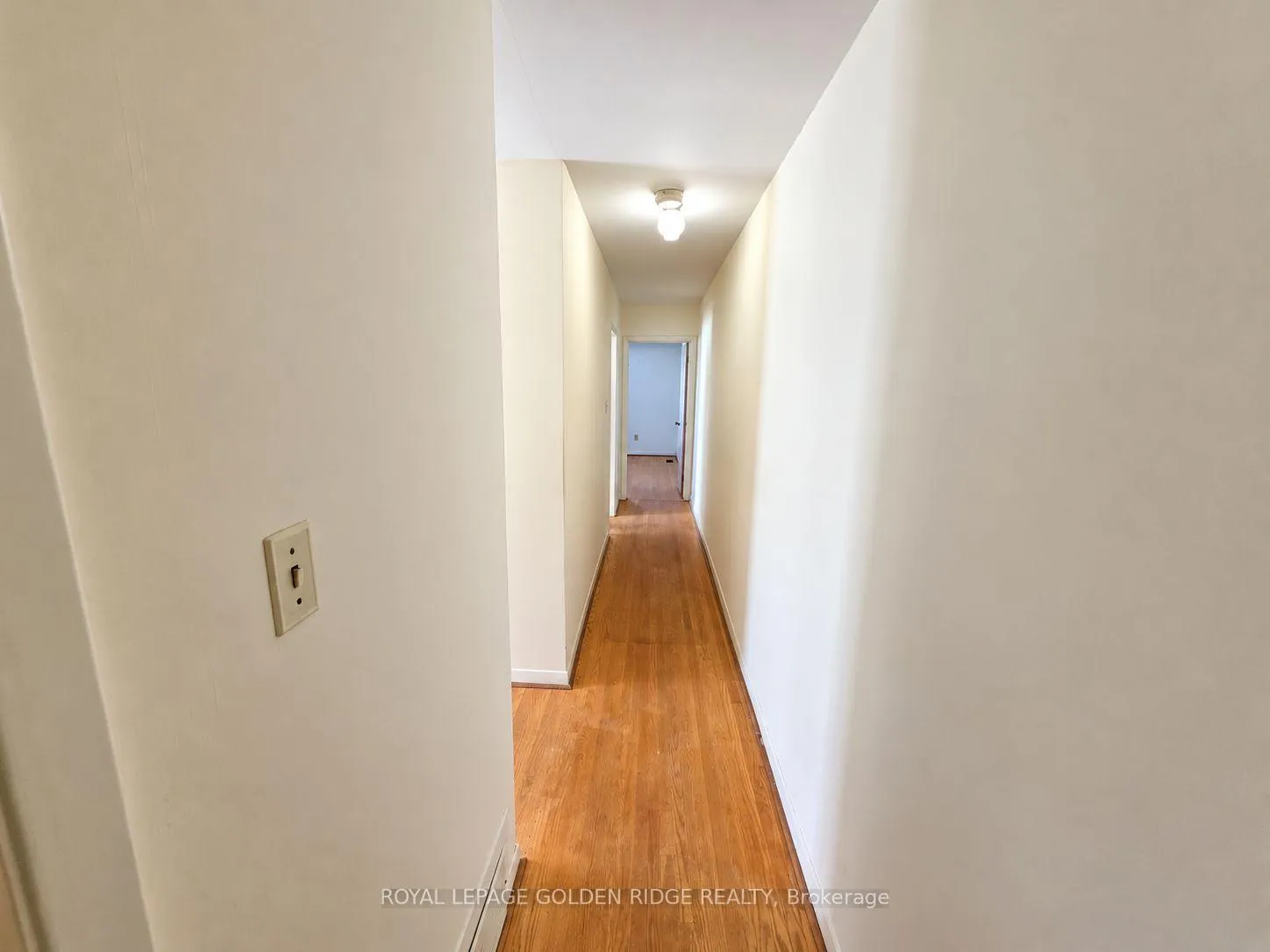 Photo 8 of 89 Spruce Hill Road, Toronto, The Beaches — HOMEH