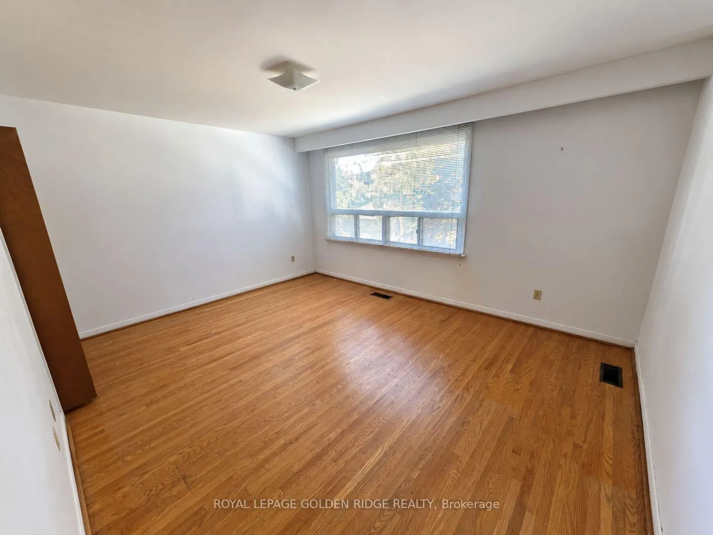 Photo 12 of 89 Spruce Hill Road, Toronto, The Beaches — HOMEH