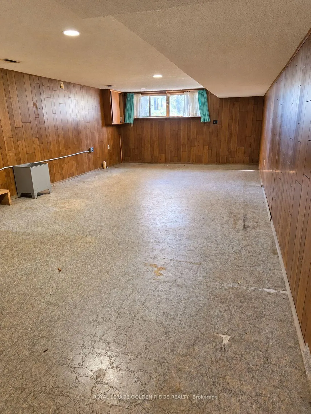Photo 14 of 89 Spruce Hill Road, Toronto, The Beaches — HOMEH