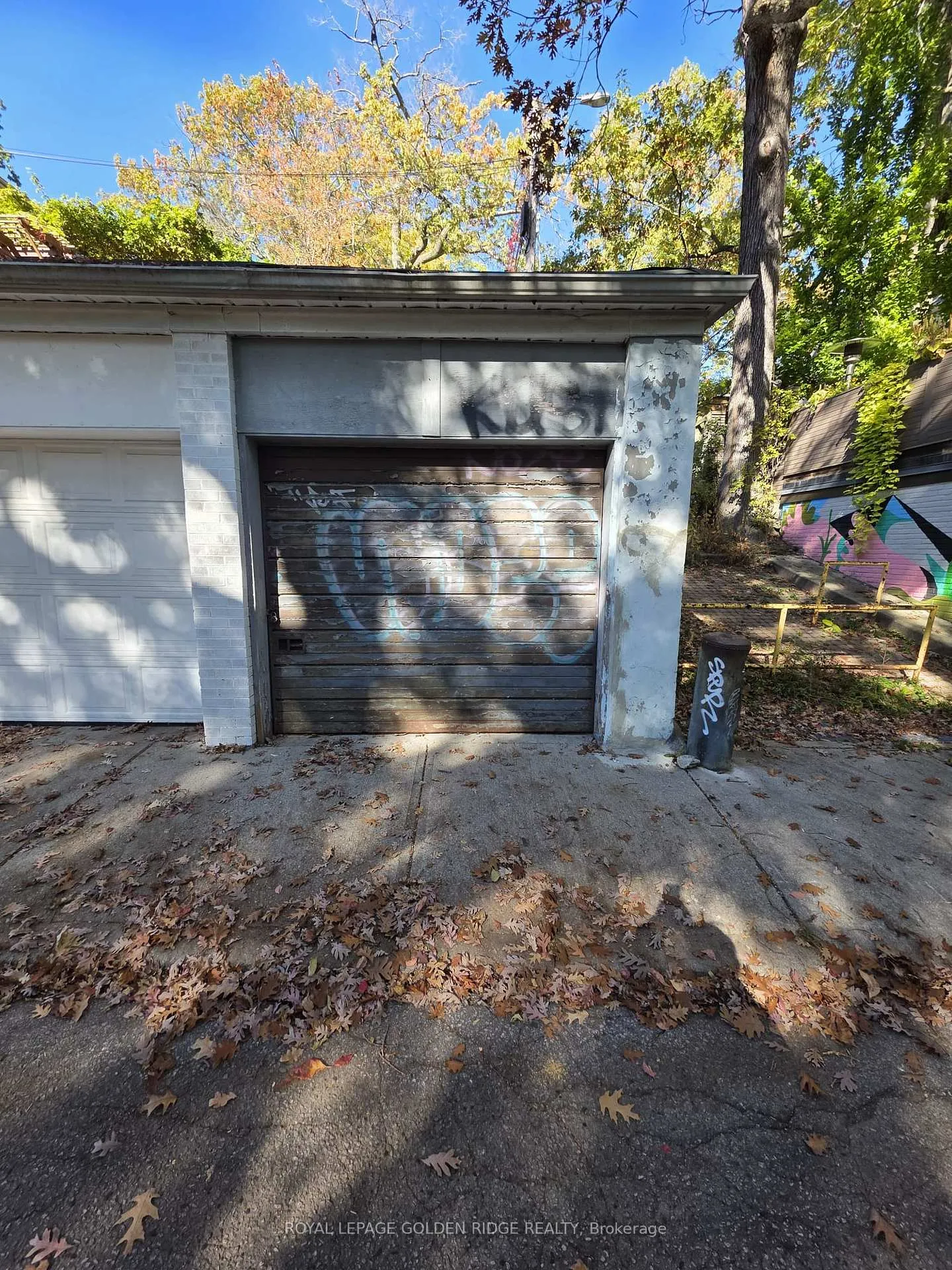 Photo 17 of 89 Spruce Hill Road, Toronto, The Beaches — HOMEH
