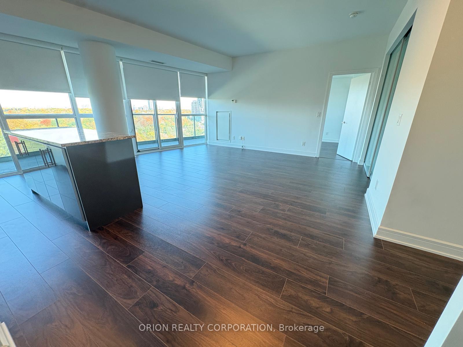 Photo 5 of Unit 1105, 35 Brian Peck Crescent, Toronto, Thorncliffe Park — HOMEH