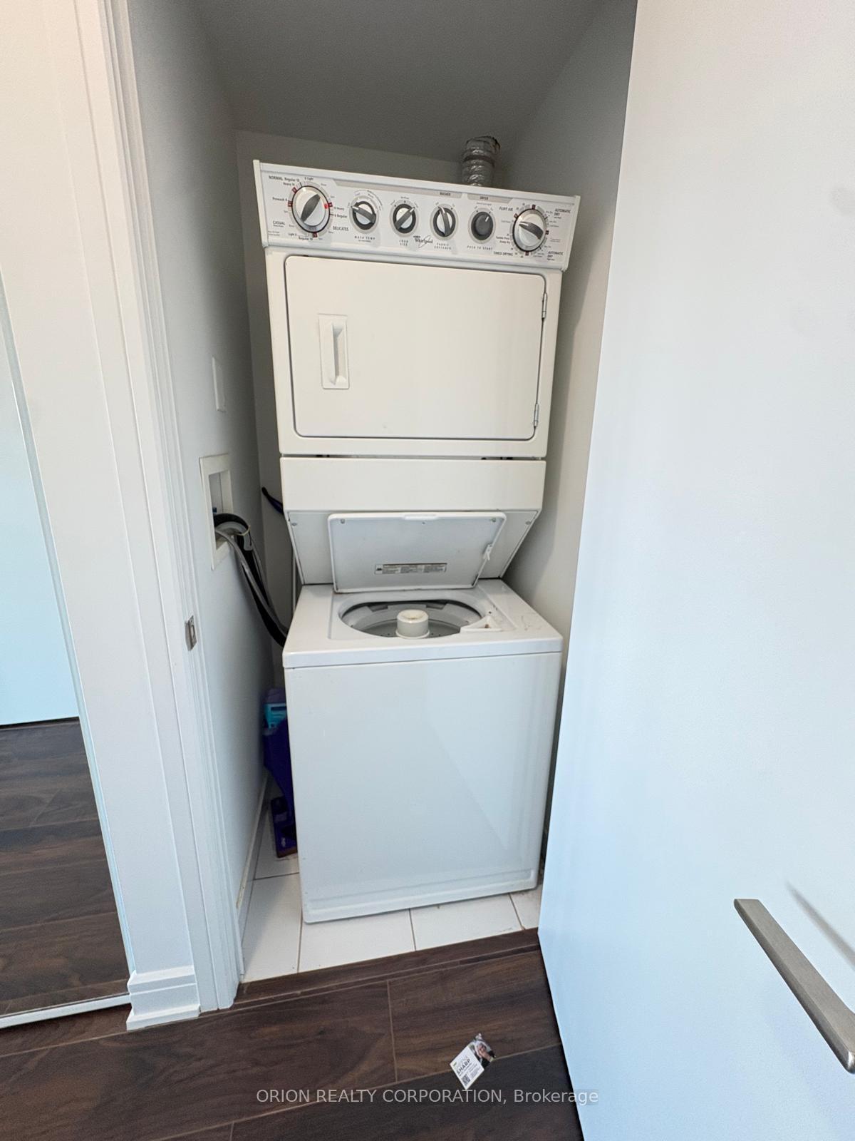 Photo 17 of Unit 1105, 35 Brian Peck Crescent, Toronto, Thorncliffe Park — HOMEH