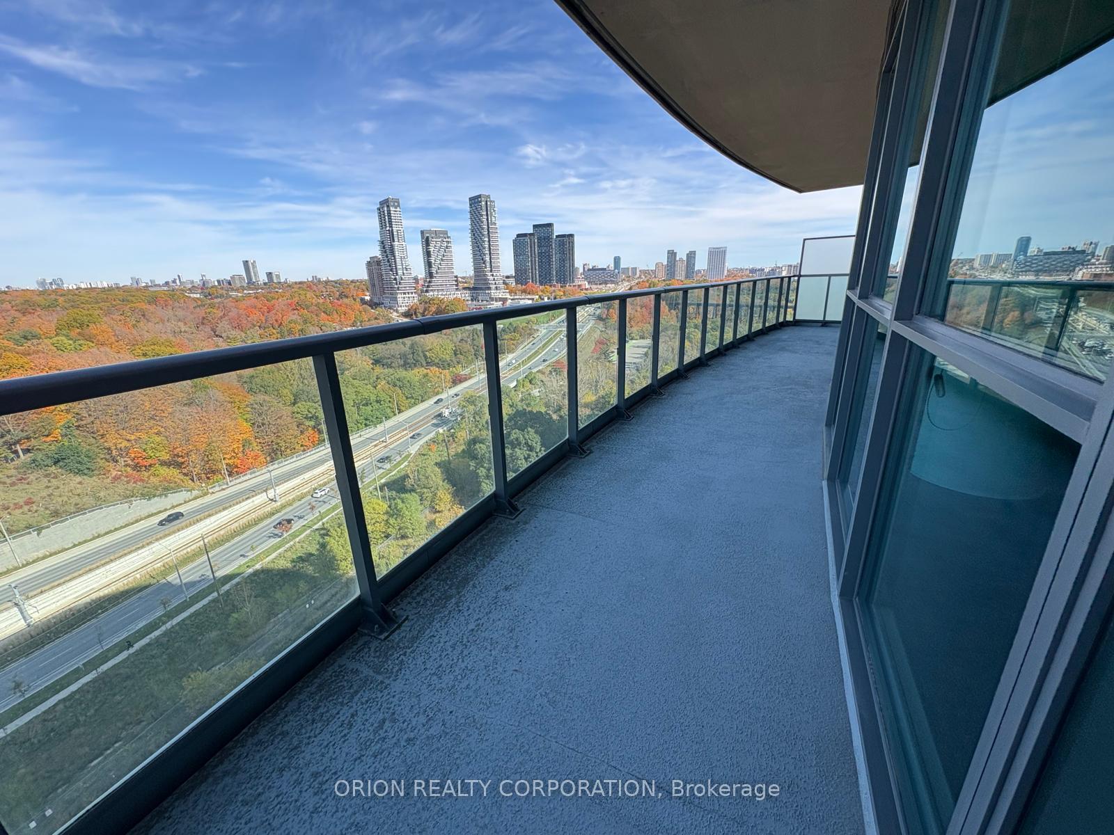 Photo 18 of Unit 1105, 35 Brian Peck Crescent, Toronto, Thorncliffe Park — HOMEH