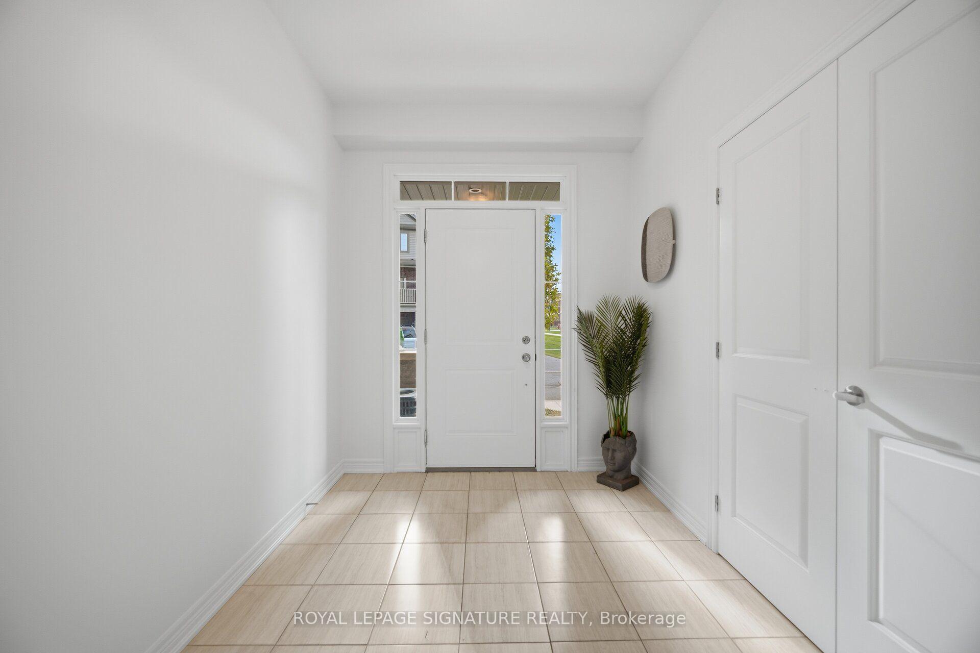 Photo 5 of 1 Ridgeside Lane, Hamilton, Waterdown — HOMEH